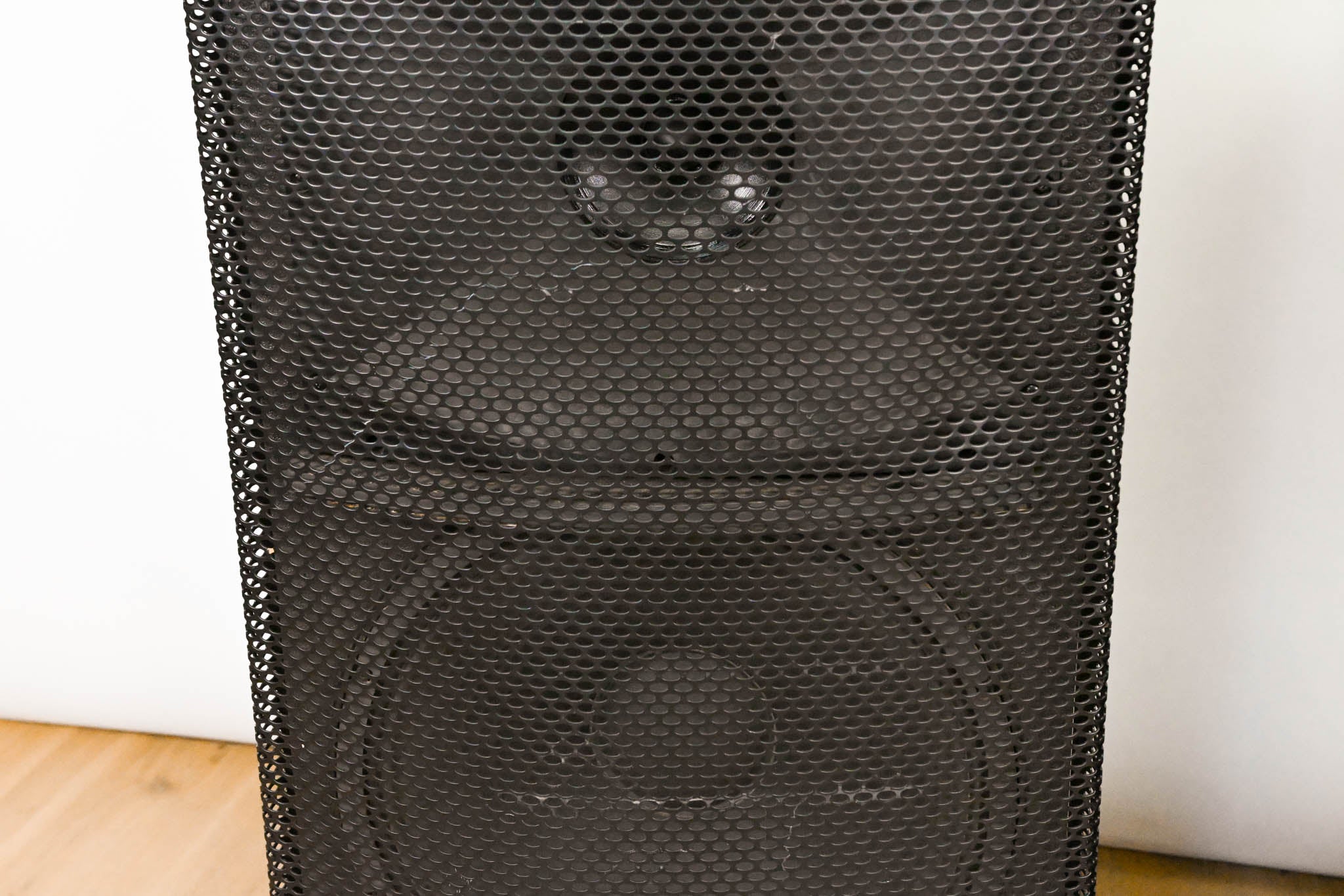 Mackie SR1530 Active 3-Way Sound Reinforcement Speaker (PAIR)