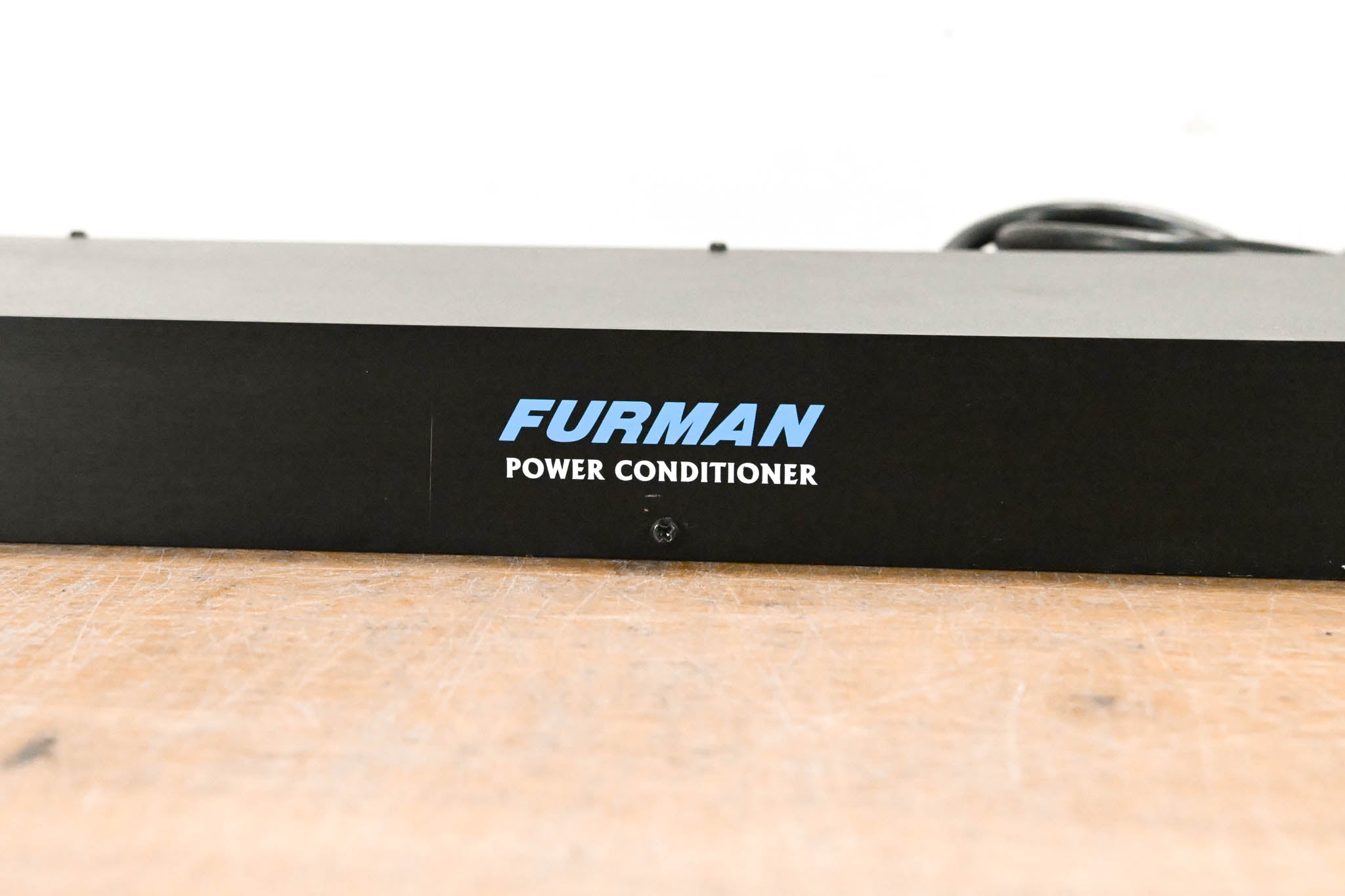 Furman M-8 8-Outlet Power Conditioner