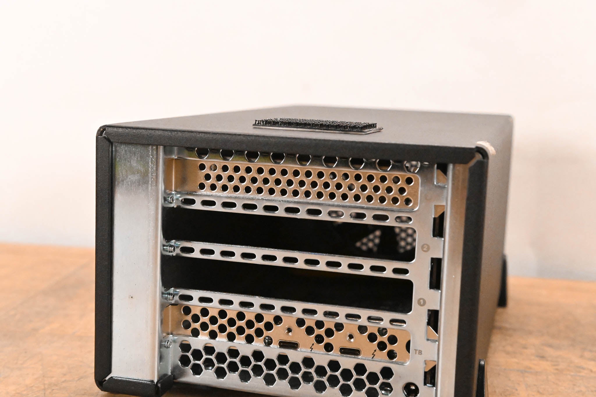 Sonnet Echo Express SE IIIe 3 PCIe Slot Thunderbolt 3 Expansion (NO PSU)