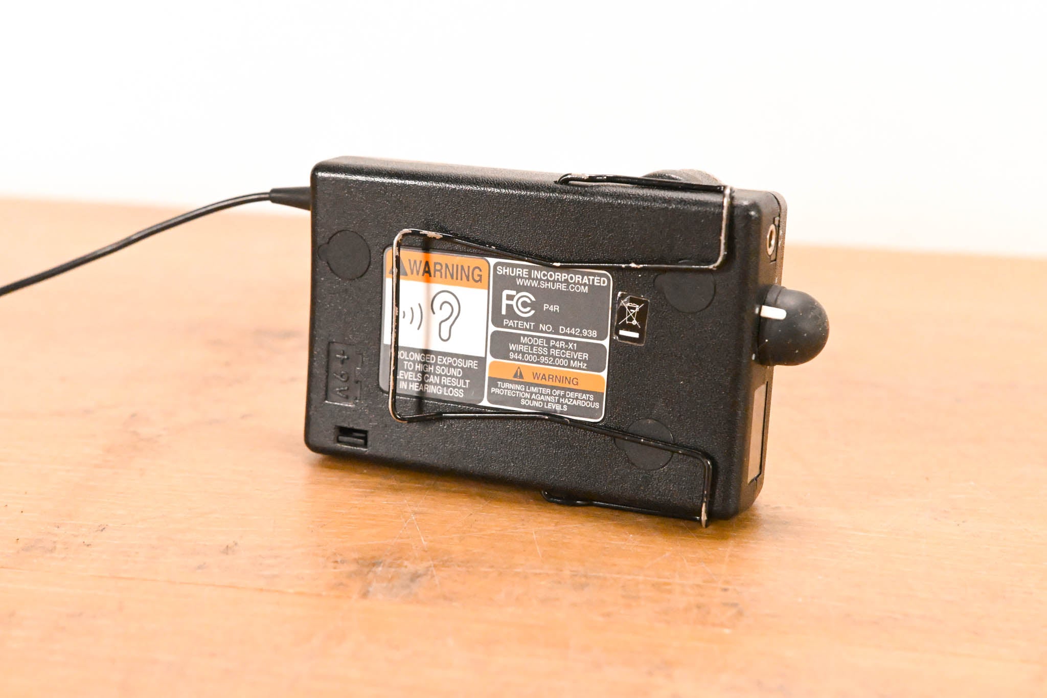 Shure PSM 400 In-Ear Monitoring System - X1 Band (NO POWER SUPPLY)