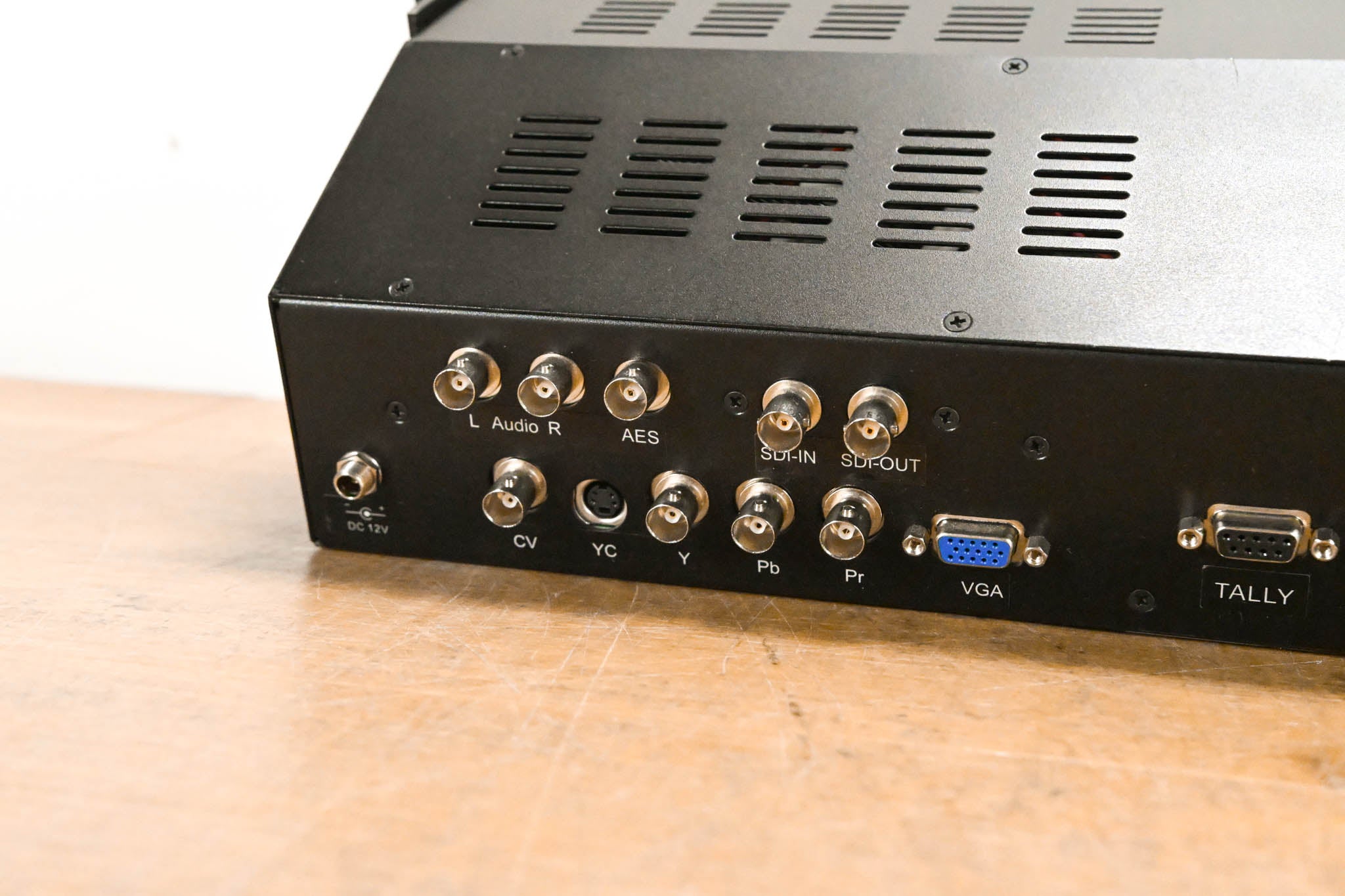 TV One LM-702HDA Dual 7" Rackmount HDTV LCD Monitor (NO POWER SUPPLY)