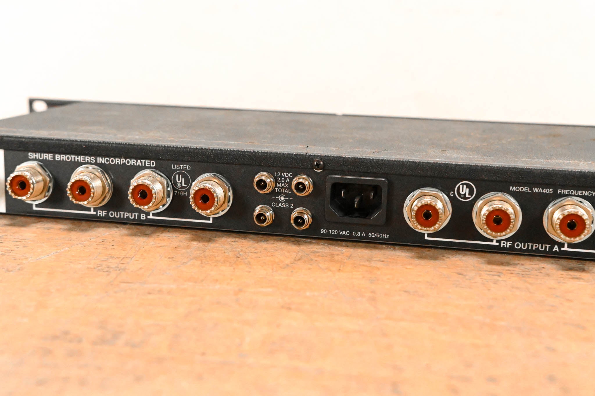 Shure WA405 Antenna/Power Distribution System