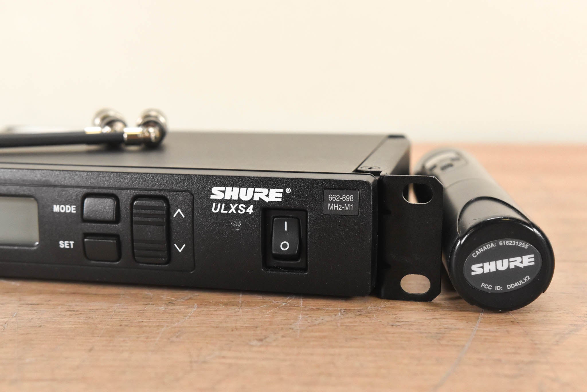 Shure ULXS24 Handheld Wireless System - 662-698 MHz NO POWER SUPPLY