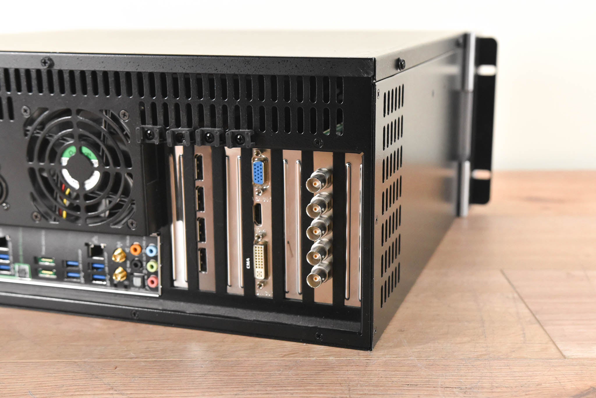 High End Systems Axon HD Pro Media Server