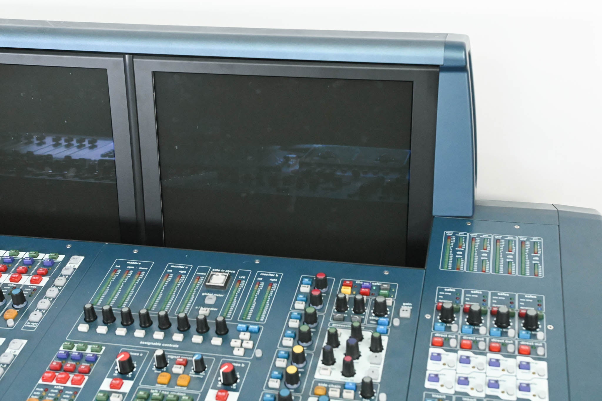 Midas PRO3 Live Digital Audio Mixing Control Surface with DL371 Engine