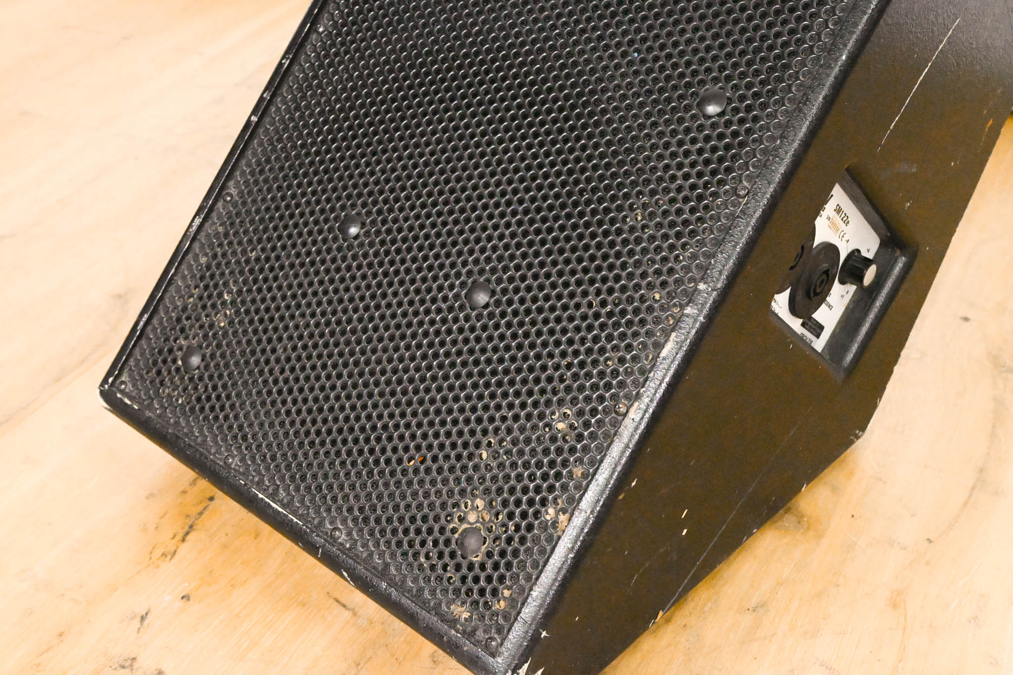 EAW SM122e 2-Way Passive Full-Range Stage Monitor