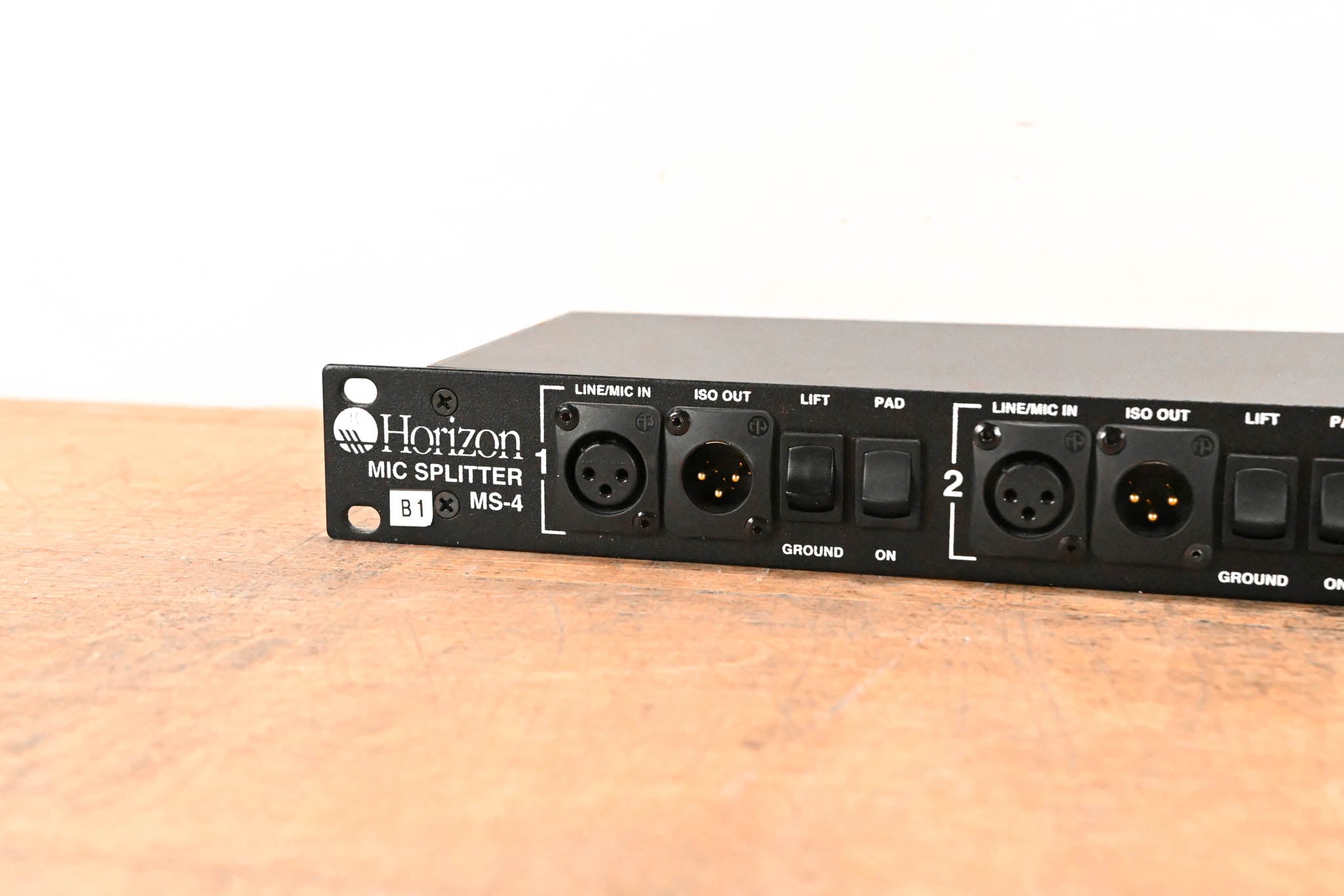 Horizon MS-4 4-Channel Rackmount Mic Splitter