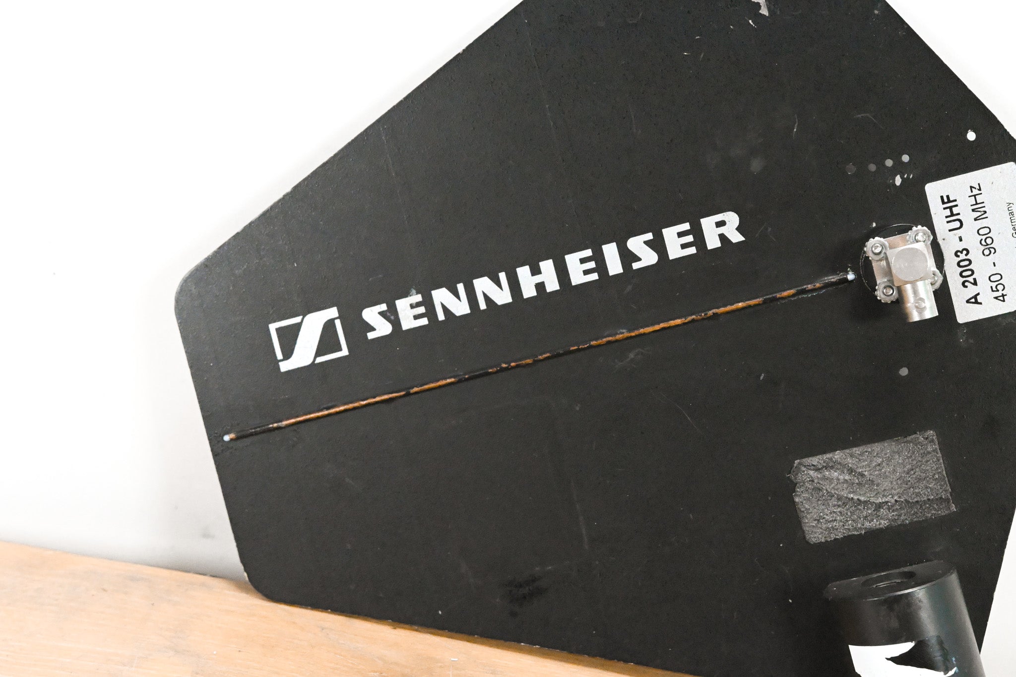 Sennheiser A-2003-UHF Passive Directional Antenna - 450-960 MHz