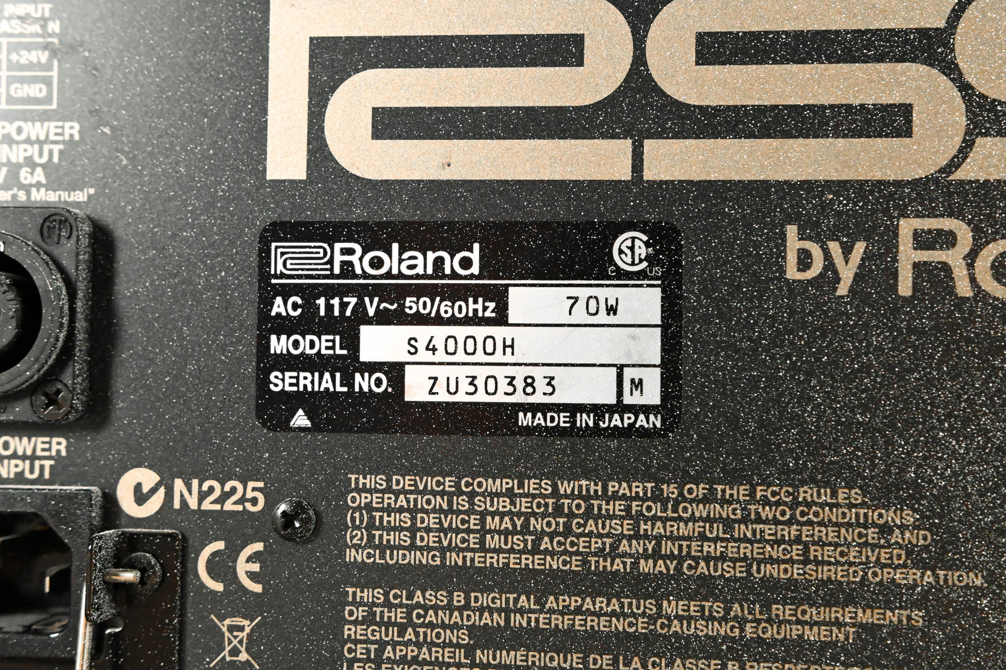 Roland S-4000H Digital Snake 32 x 8 Front of House Unit