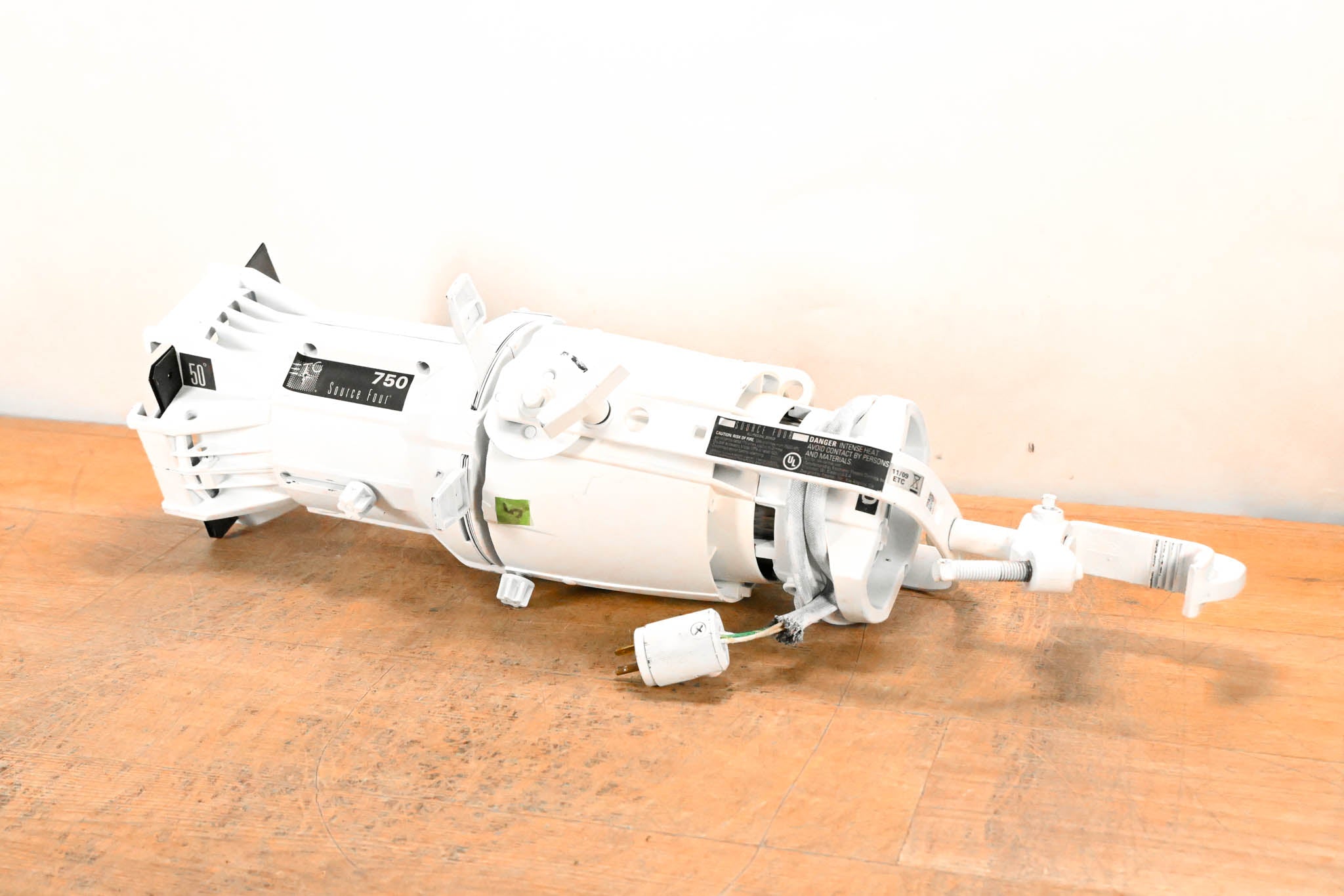 ETC Source Four 750 50 Degree Ellipsoidal Light