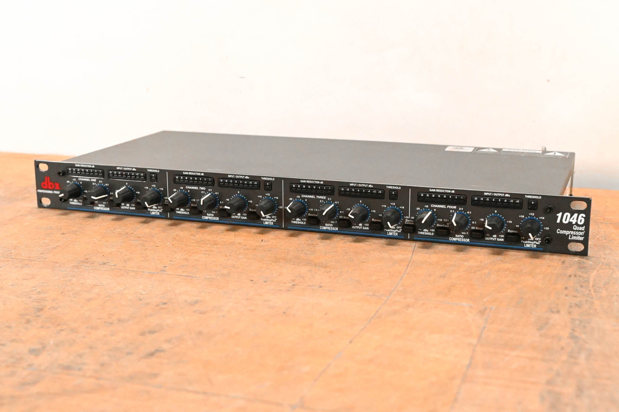 dbx 1046 Quad Compressor/Limiter