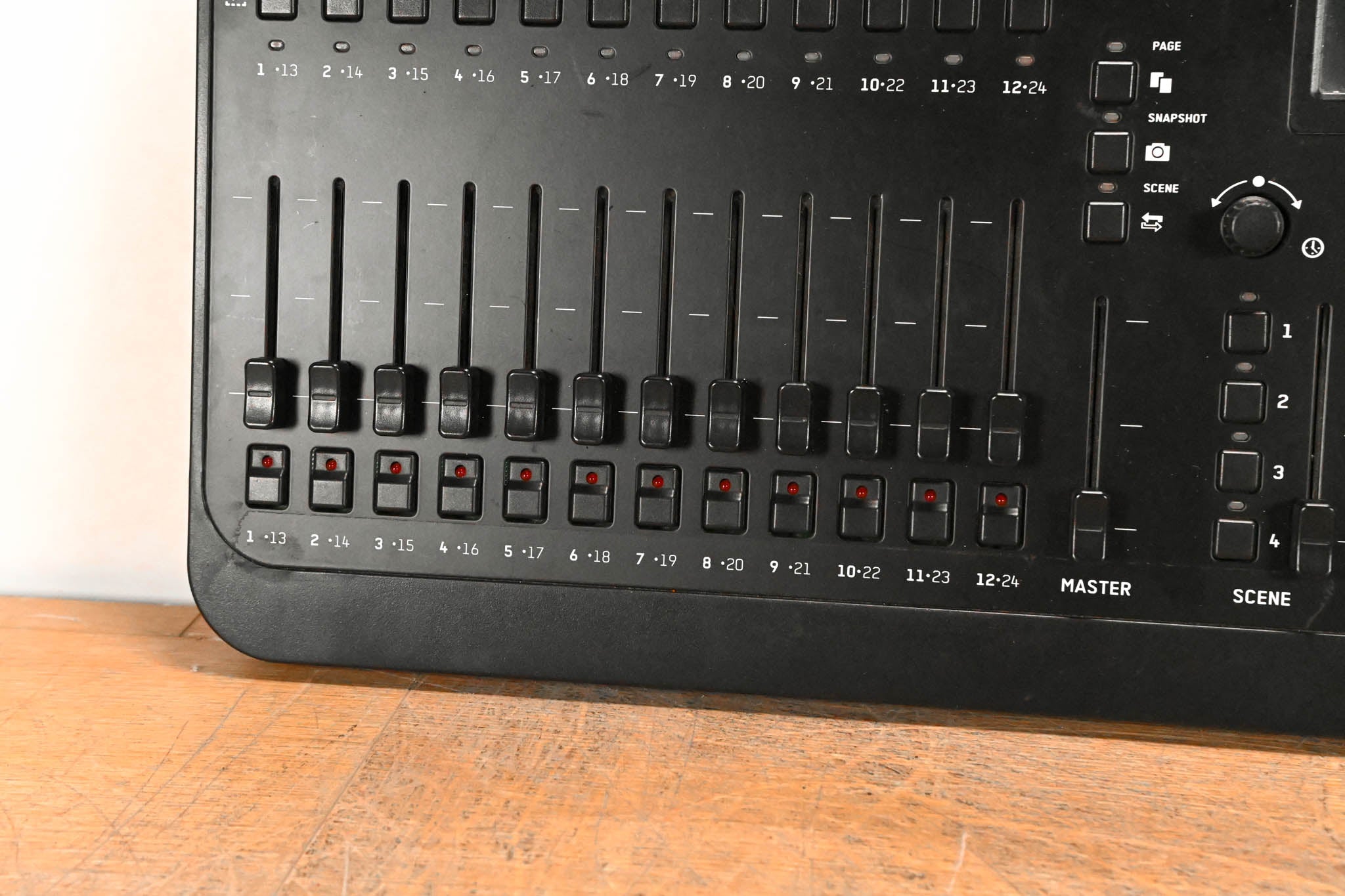 Jands Stage CL Compact Lighting Console (NO POWER SUPPLY)