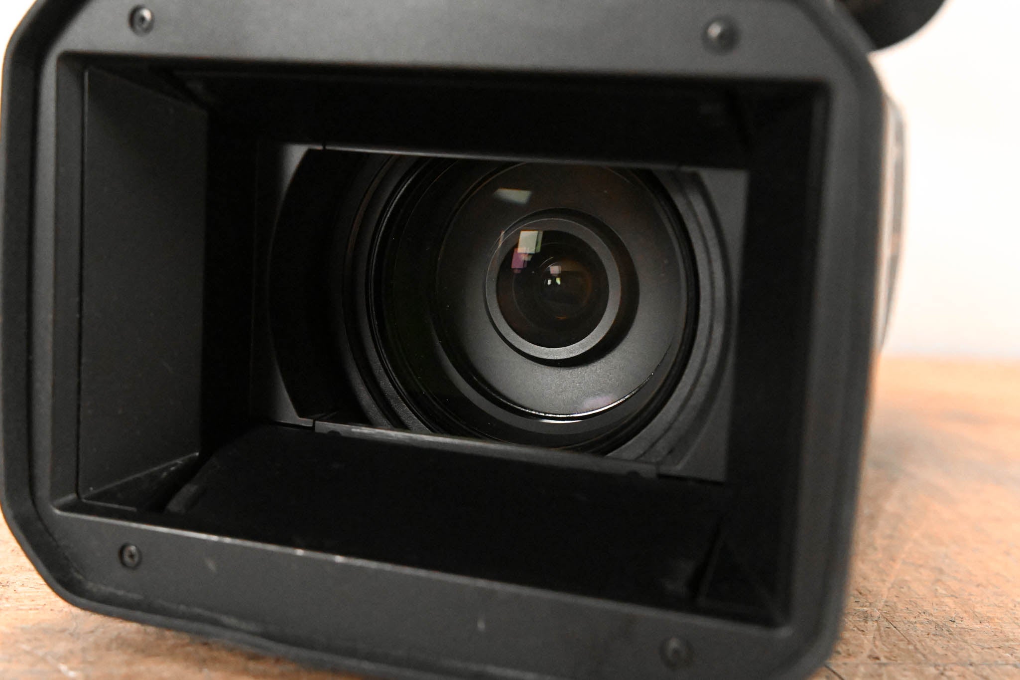 Sony HXR-NX5U NXCAM Professional Camcorder