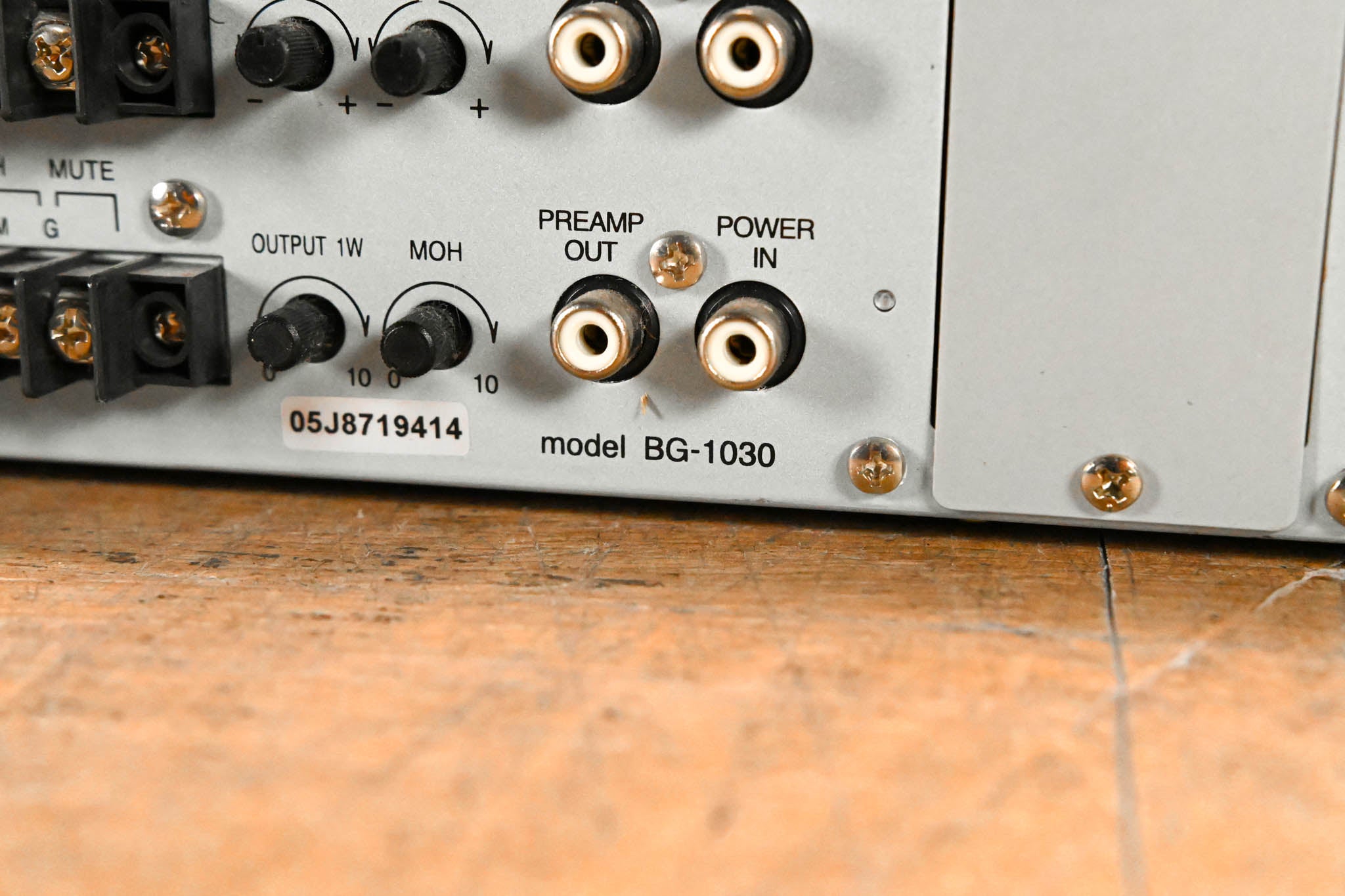 TOA BG-1030 5-Channel Mixer/Amplifer