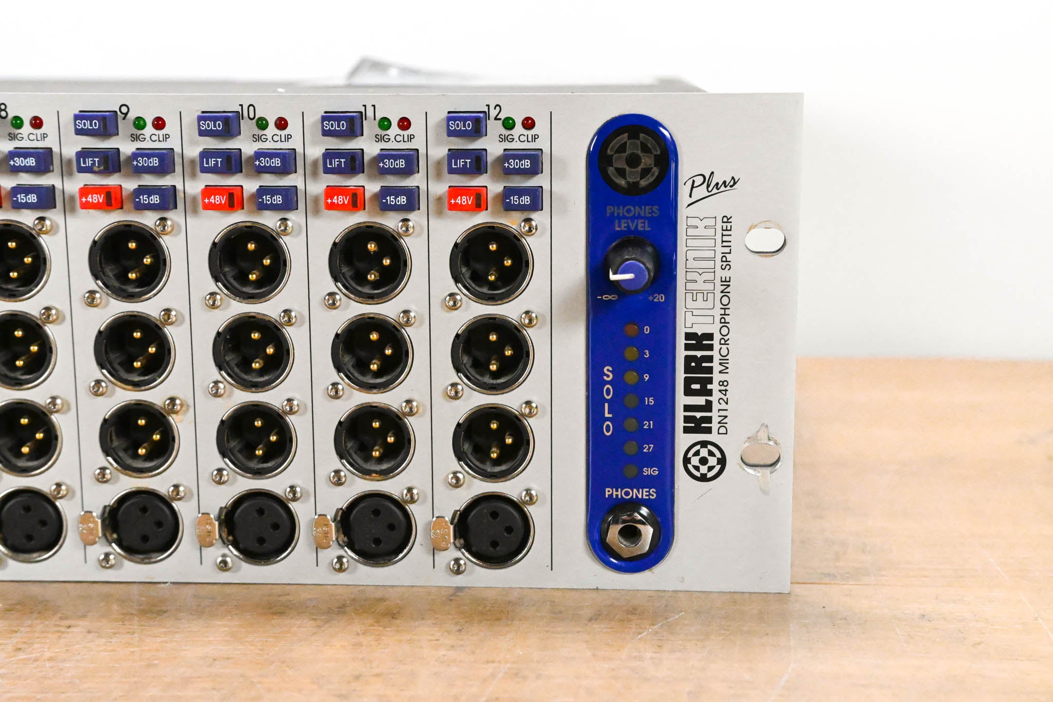 Klark Teknik DN1248+ Microphone Splitter