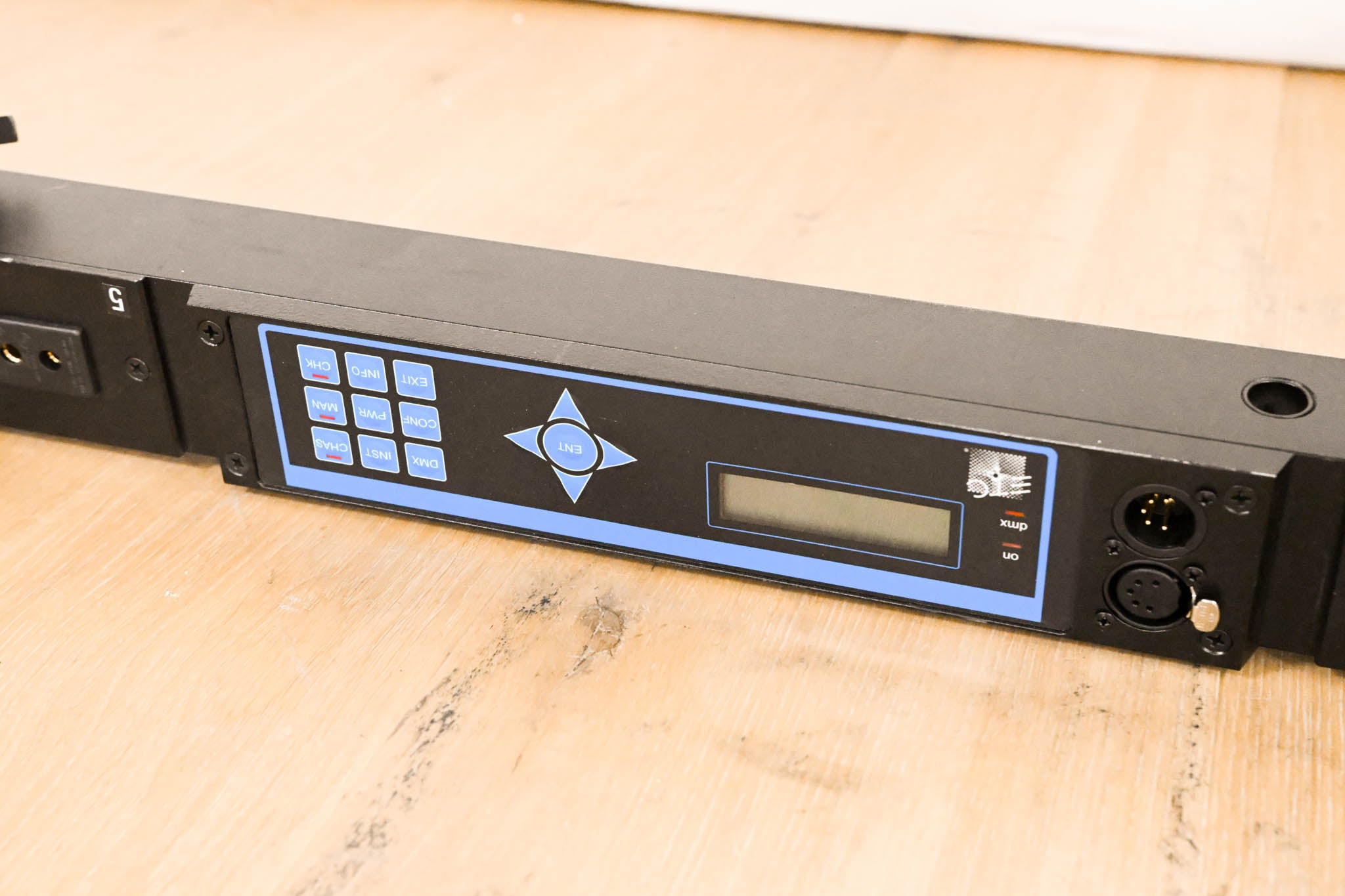 ETC SB6-10M 6 x 10A (1200W) SmartBar with Stage Pin Connectors