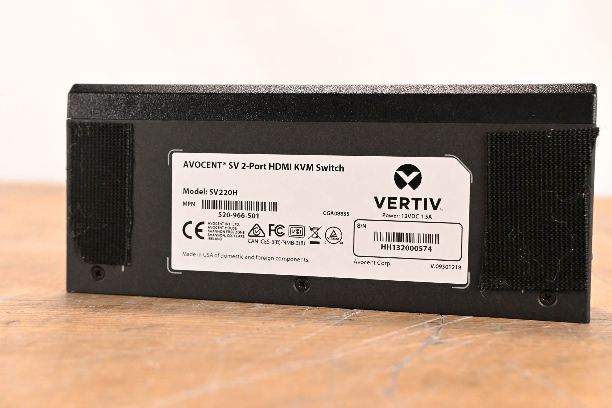 Vertiv Avocent SV220H 2-Port HDMI 4K Desktop KVM Switch (NO PSU)