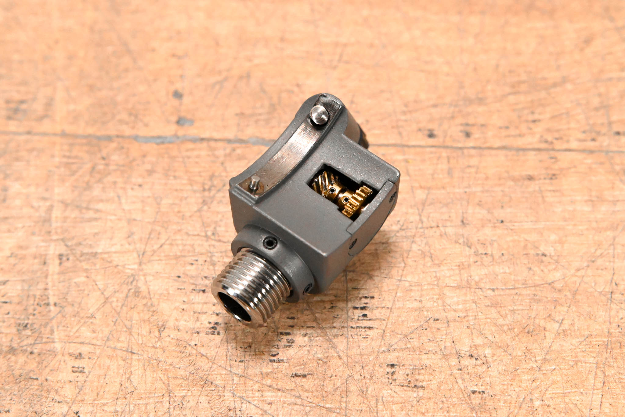 Canon FFM-100 Flex Focus Module for Canon ENG/EFP Lenses