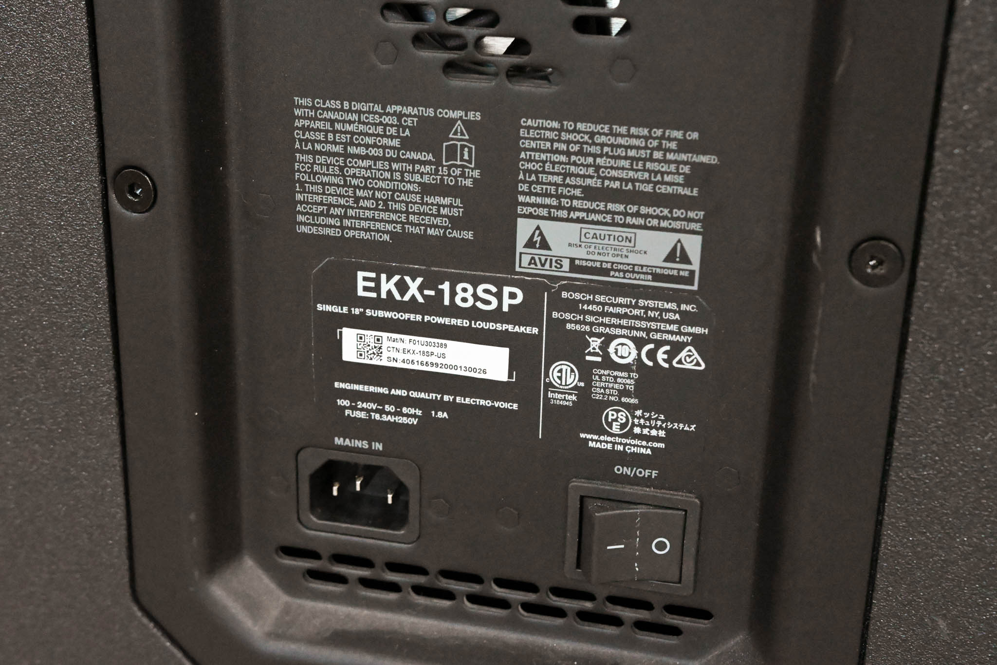 Electro-Voice (EV) EKX-18SP 1300W 18" Powered Subwoofer