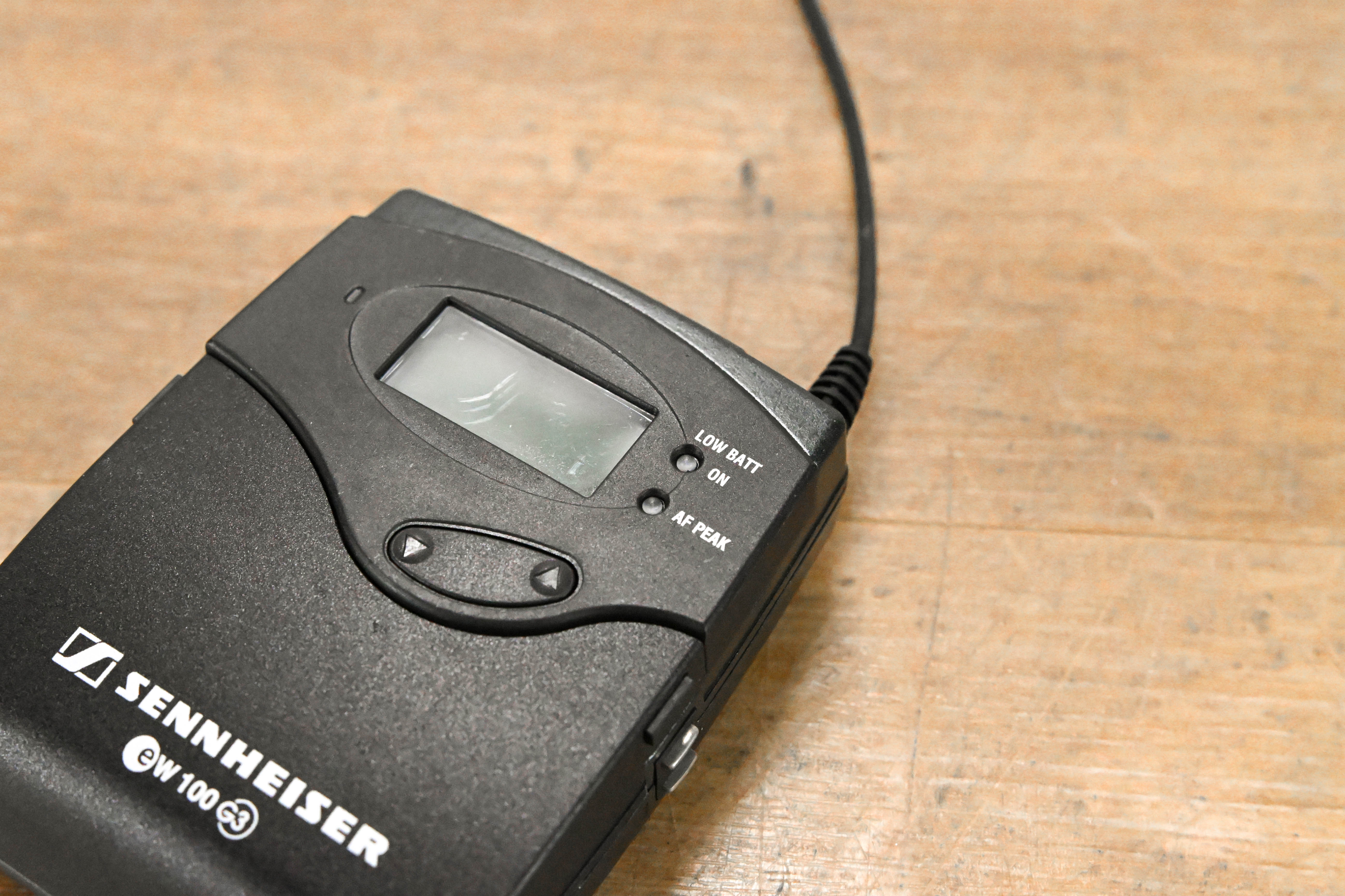 Sennheiser SK 100 G3 Wireless Bodypack Transmitter A Range: 516-558 MHz