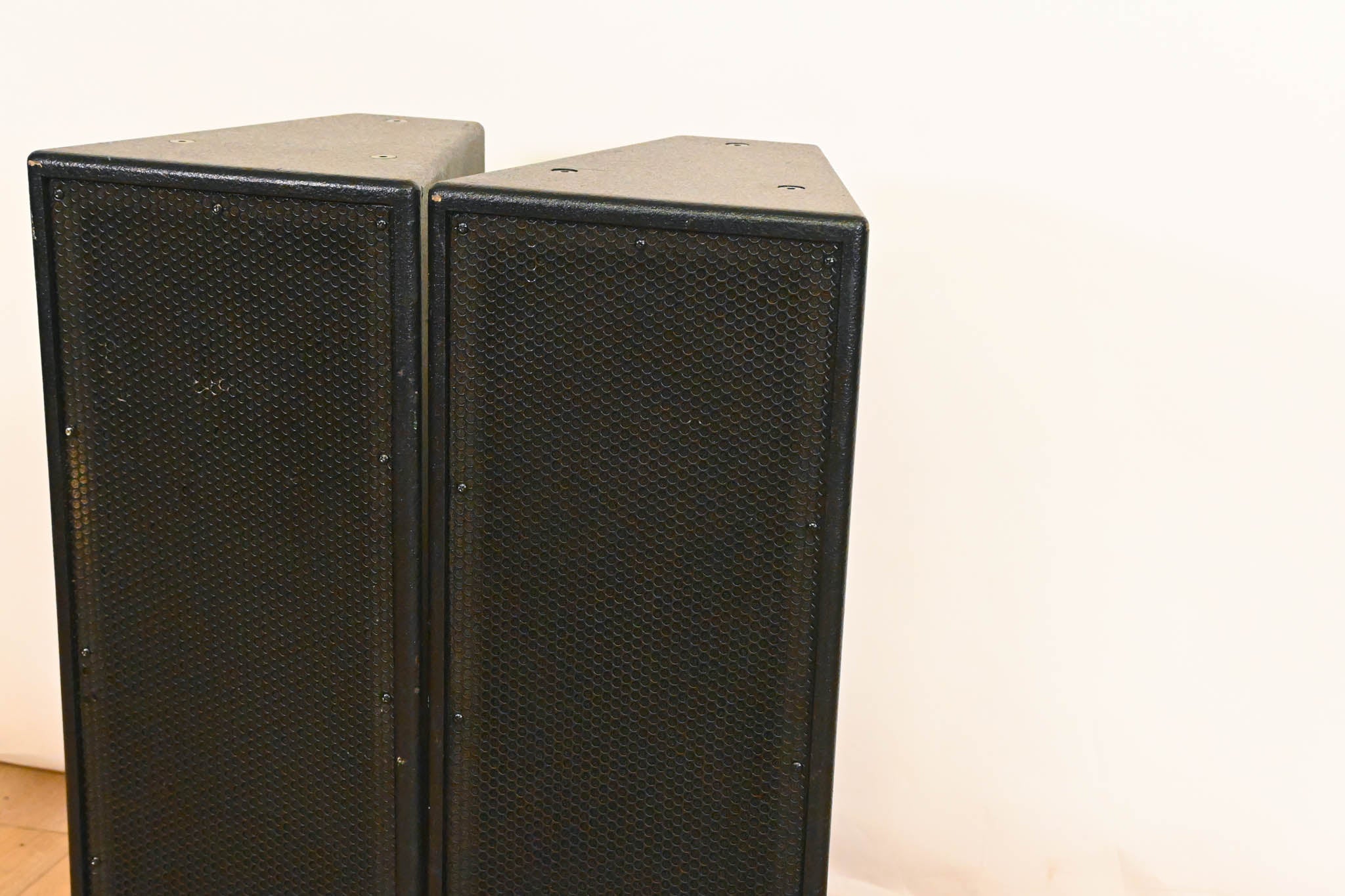 SLS T28R Dual 8" 2-Way Passive Installation Loudspeaker (PAIR)