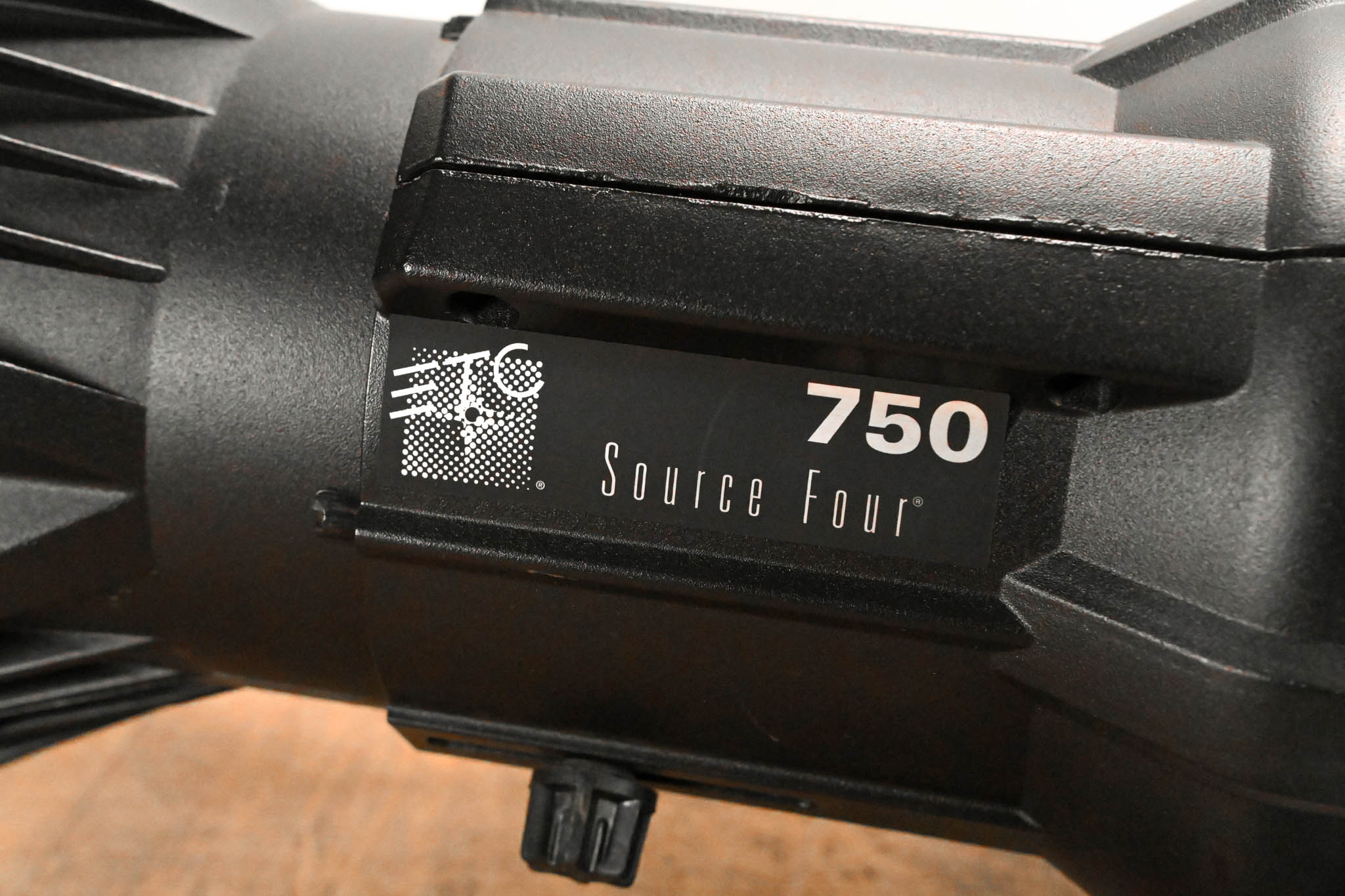 ETC Source Four 750 26 Degree Leko with Source 4WRD II LED Light Engine