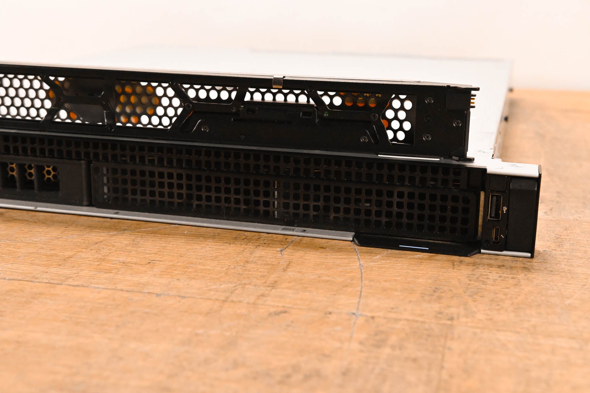 LiveU LU2000 Dual HD Output Decoder Server