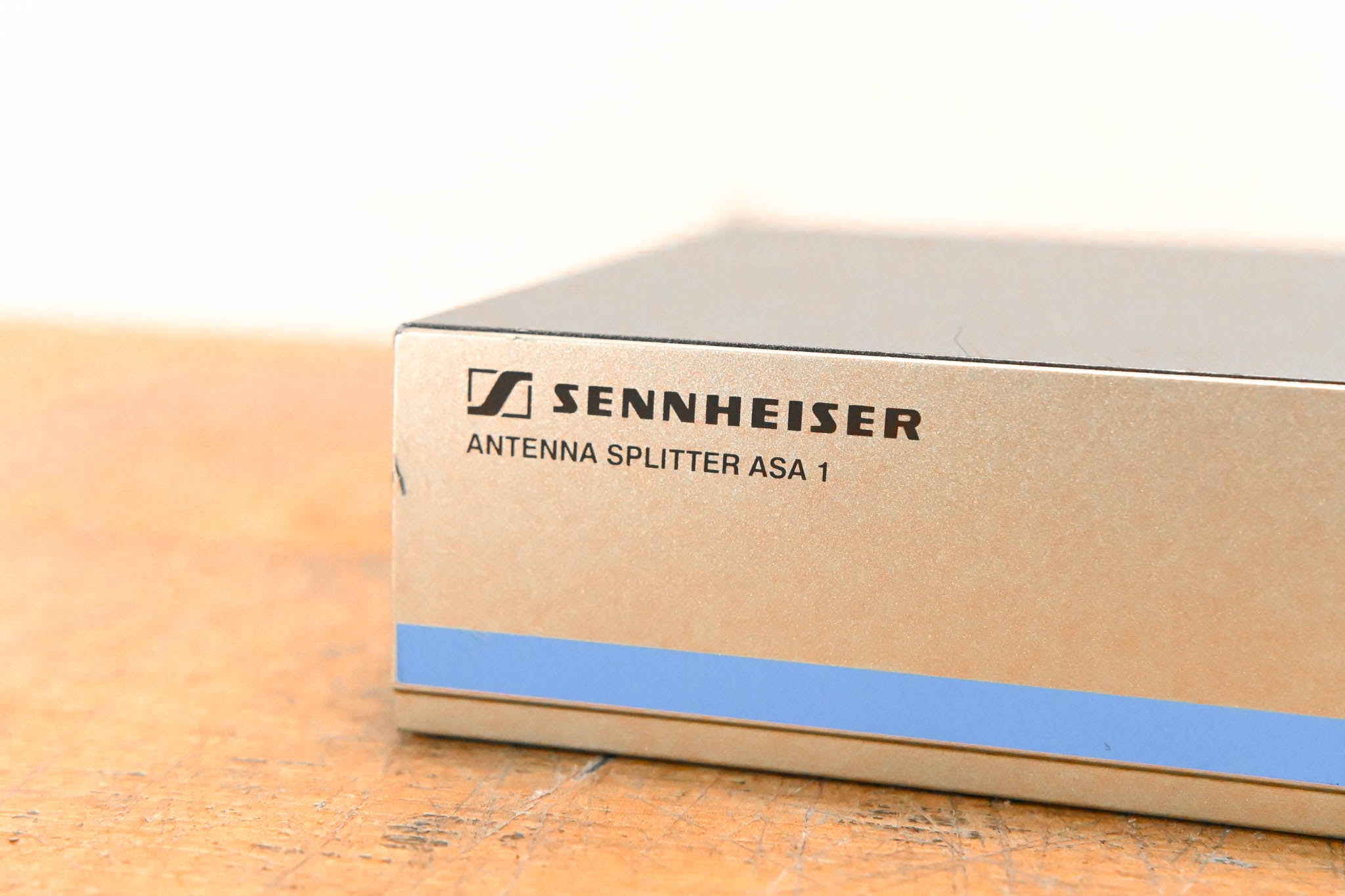Sennheiser ASA 1 Active Antenna Splitter - 500-870 MHz (NO POWER SUPPLY)