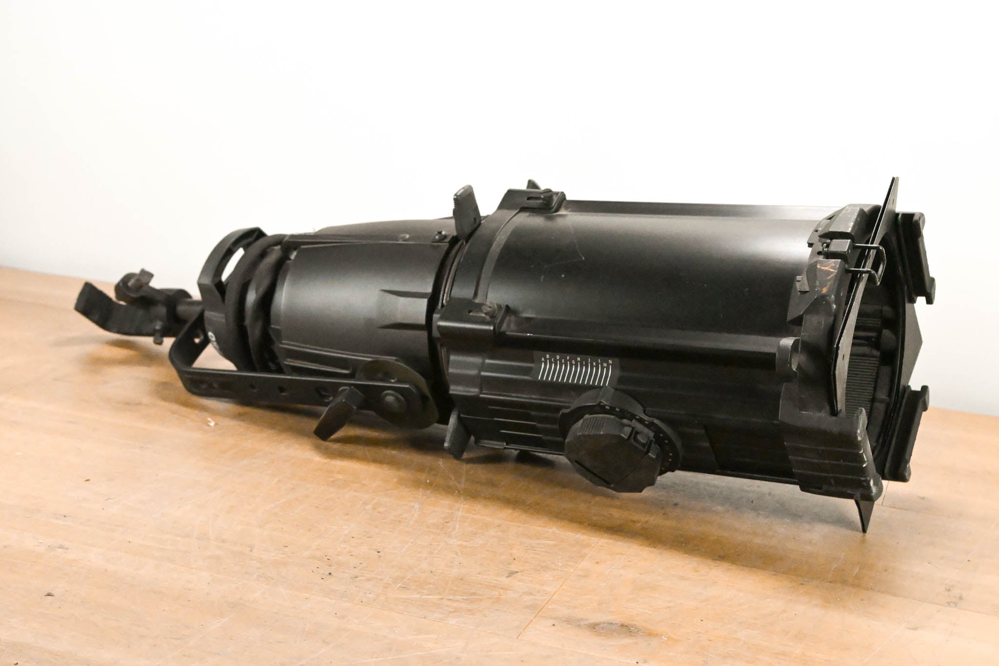 ETC Source Four Zoom 25-50 Degree 750 Ellipsoidal Light