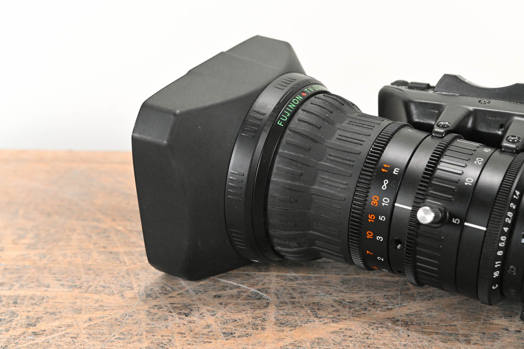 Fujinon Th17x5BRMU Broadcast Zoom Lens - 1:1.4/5-85mm