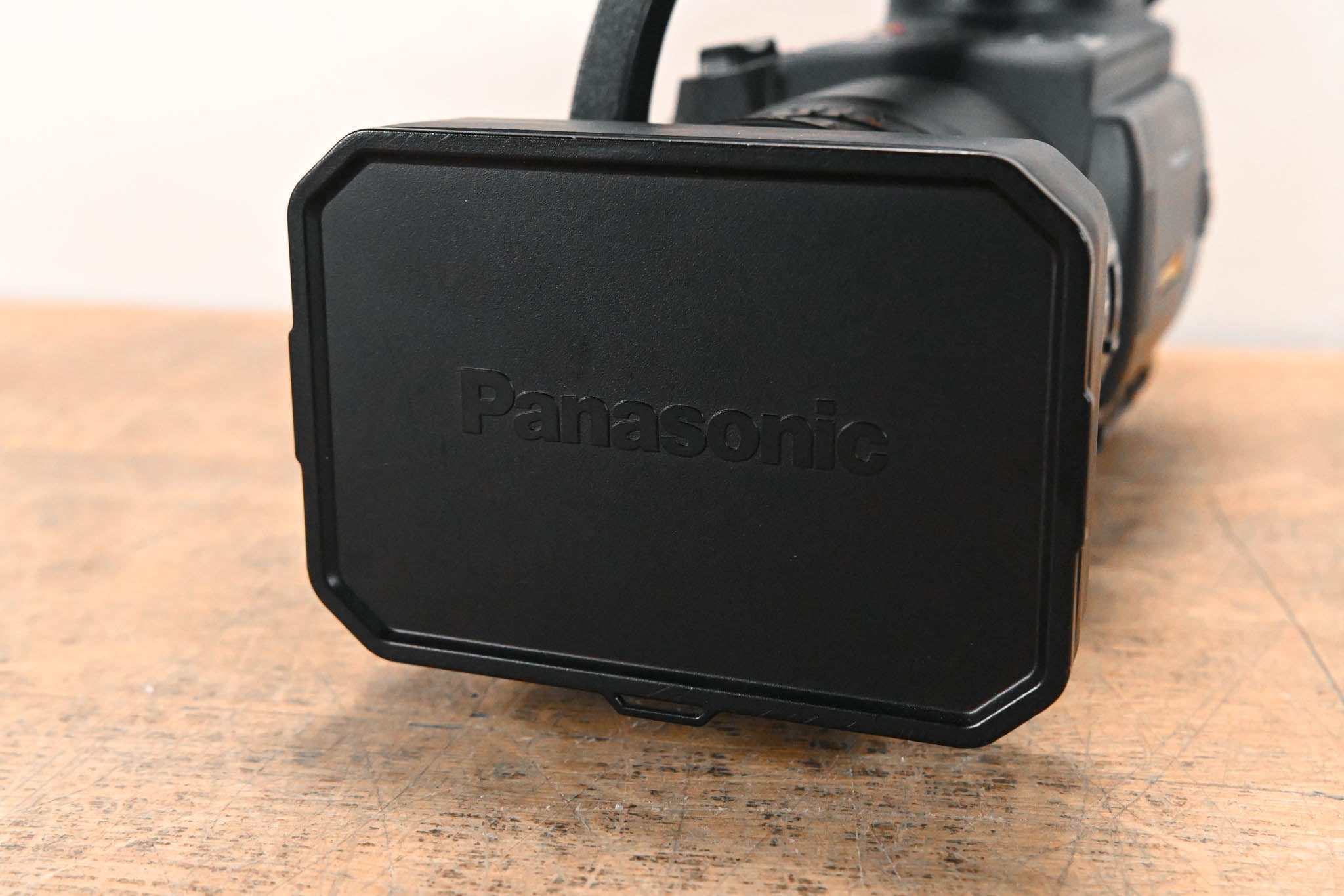 Panasonic AG-HVX200AP 3-CCD P2/DVCPRO HD Camcorder