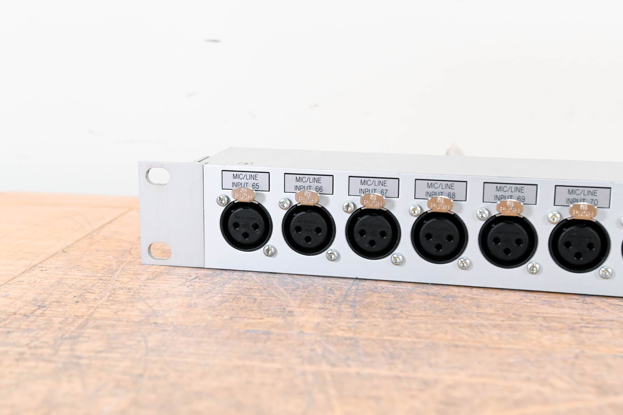 Studer D21m Modular I/O - 16x Mic/Line Inputs to 4x DB25 Connectors