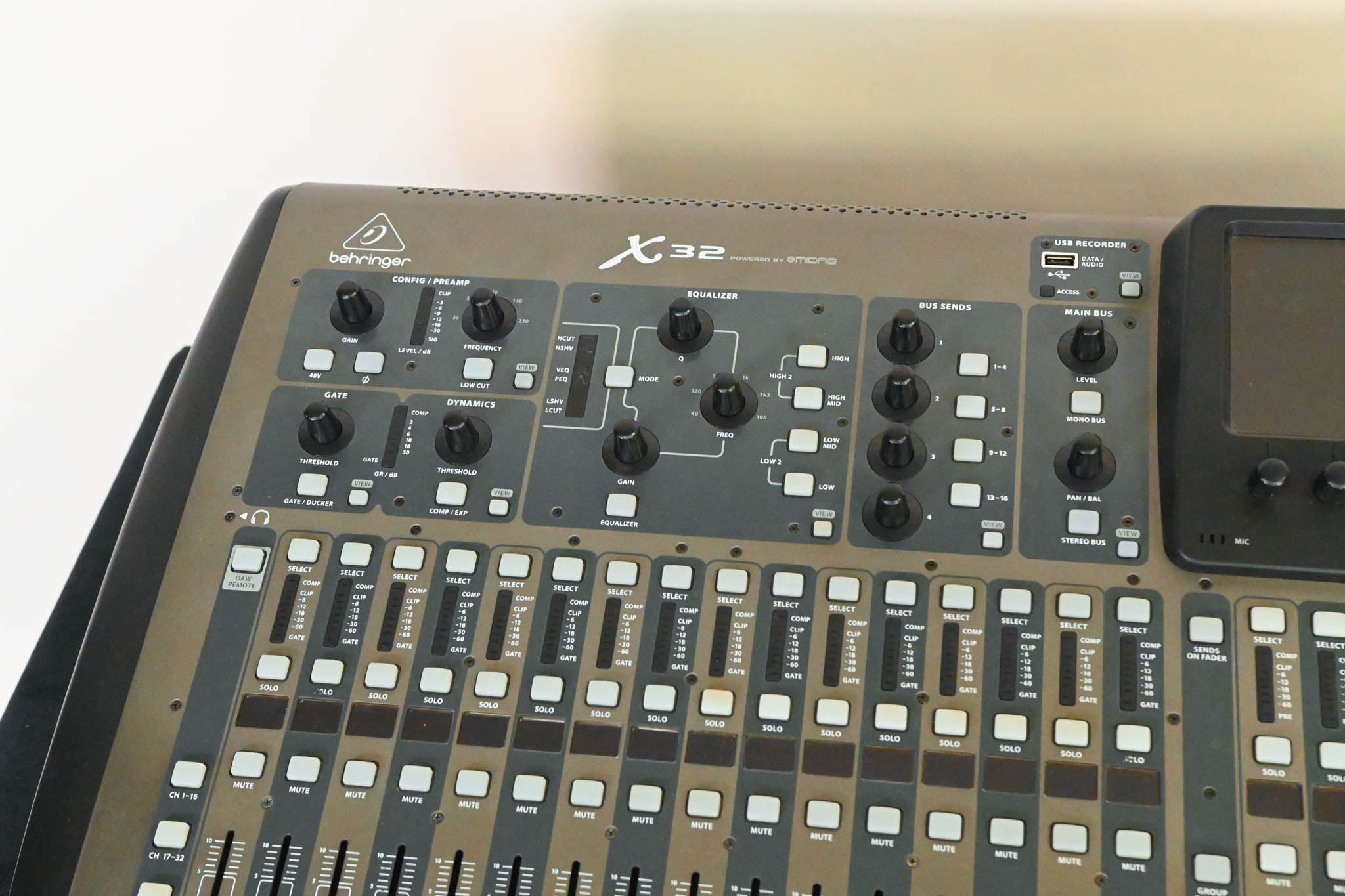 Behringer X32 40-Channel Digital Mixing Console