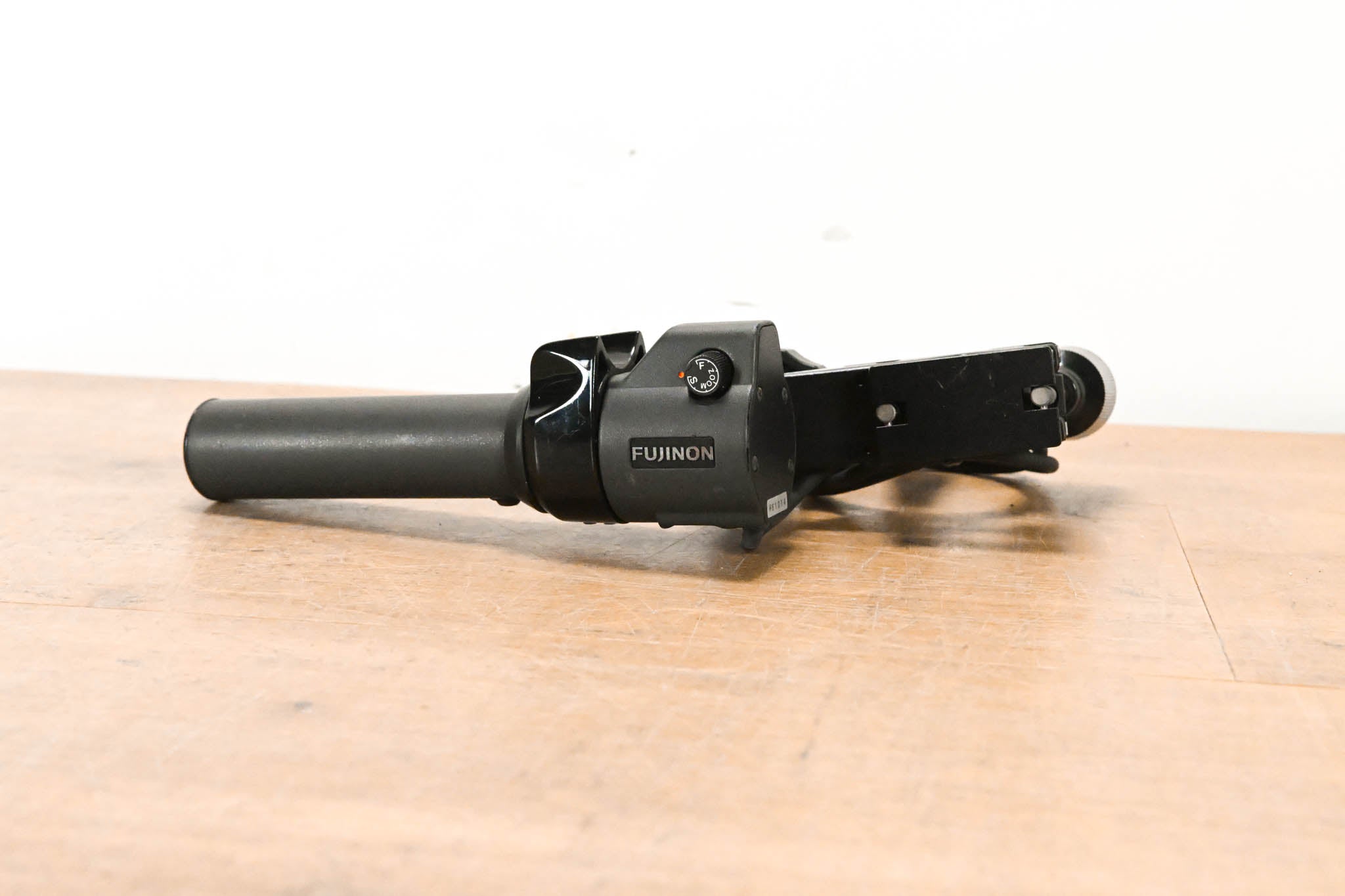 Fujinon ERD-20A-A02 Zoom Demand with MCA-7 Mounting Clamp