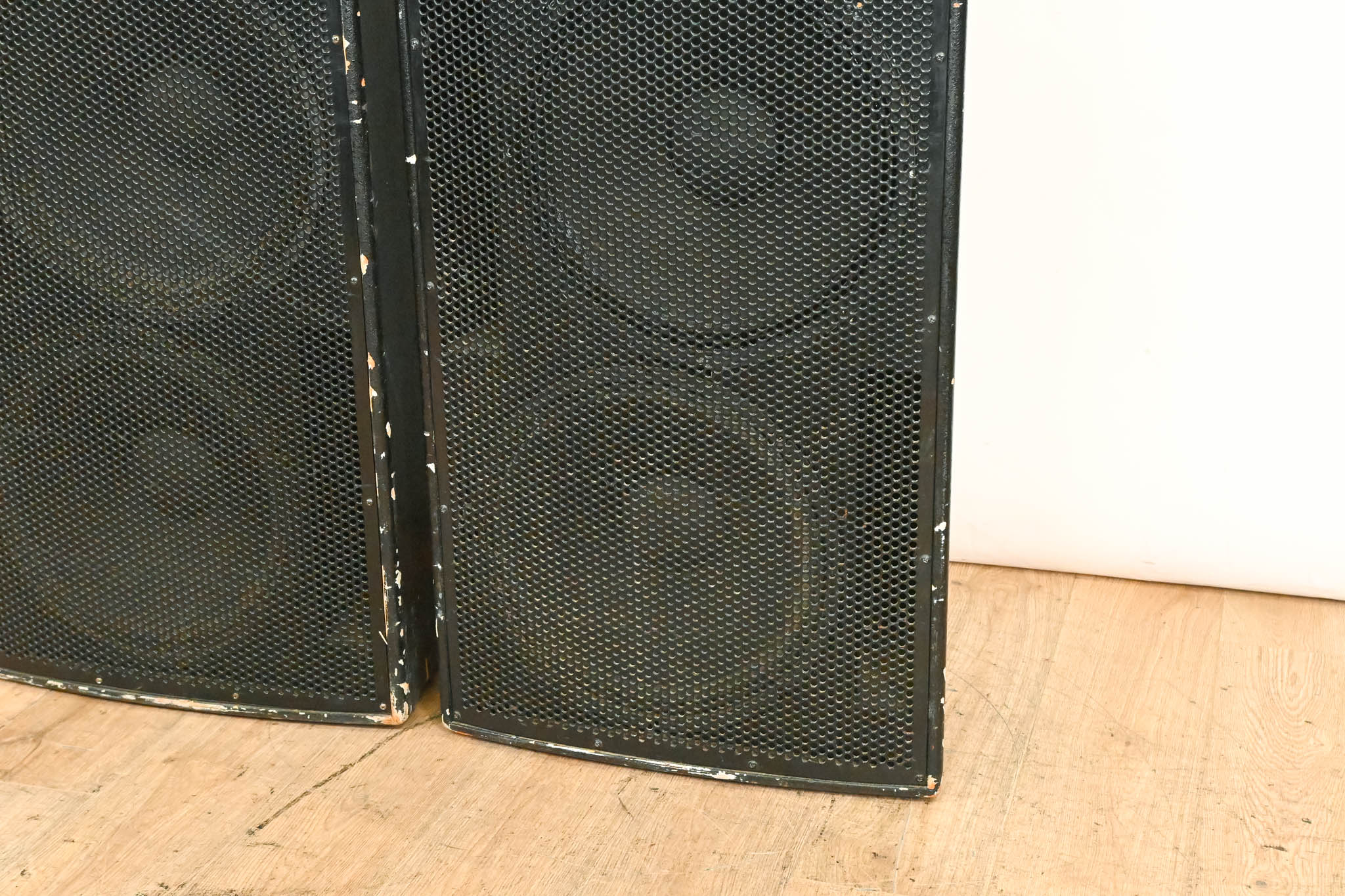 EAW LA325 3-Way Full-Range Loudspeaker (PAIR)