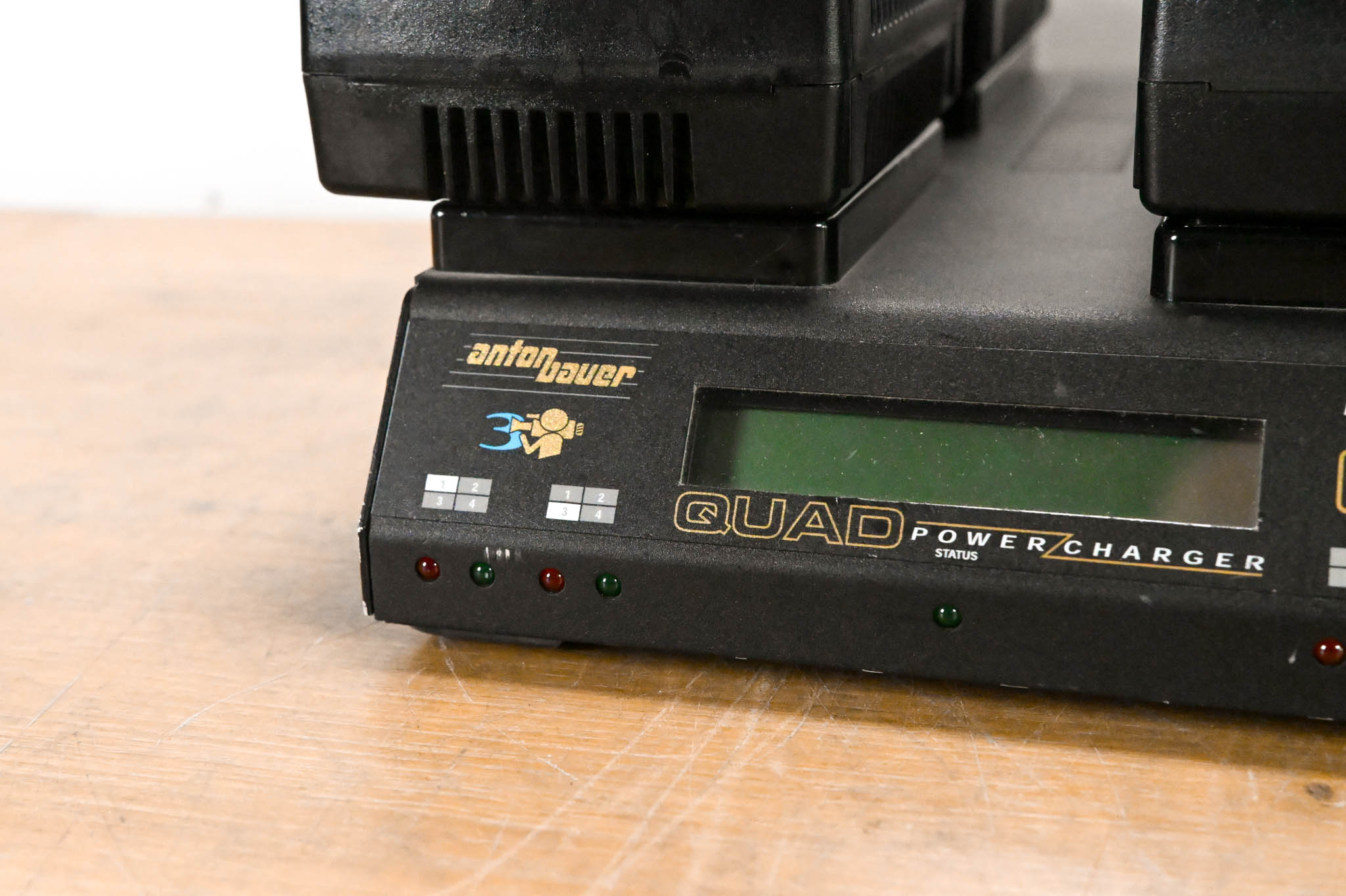 Anton Bauer Q-2702 QUAD PowerCharger w/ 2x Tandem PSU