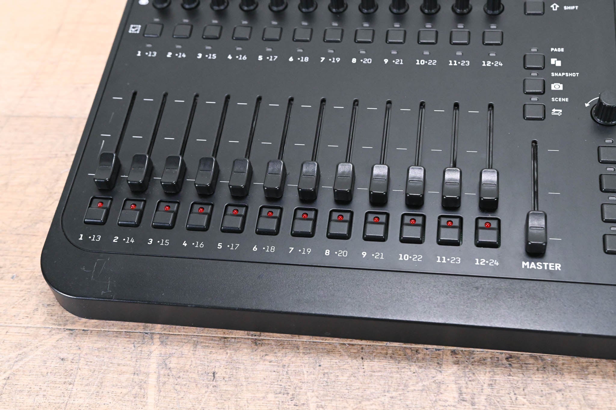 Jands Stage CL Compact Lighting Console (NO POWER SUPPLY)