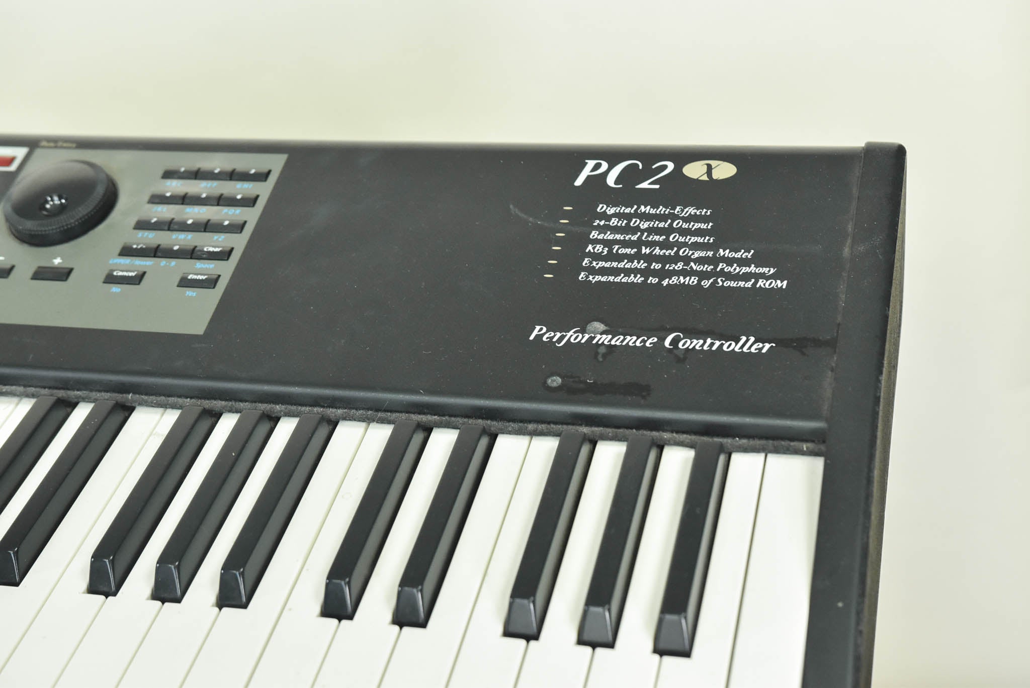Kurzweil PC2X 88-Weighted Key Keyboard Controller