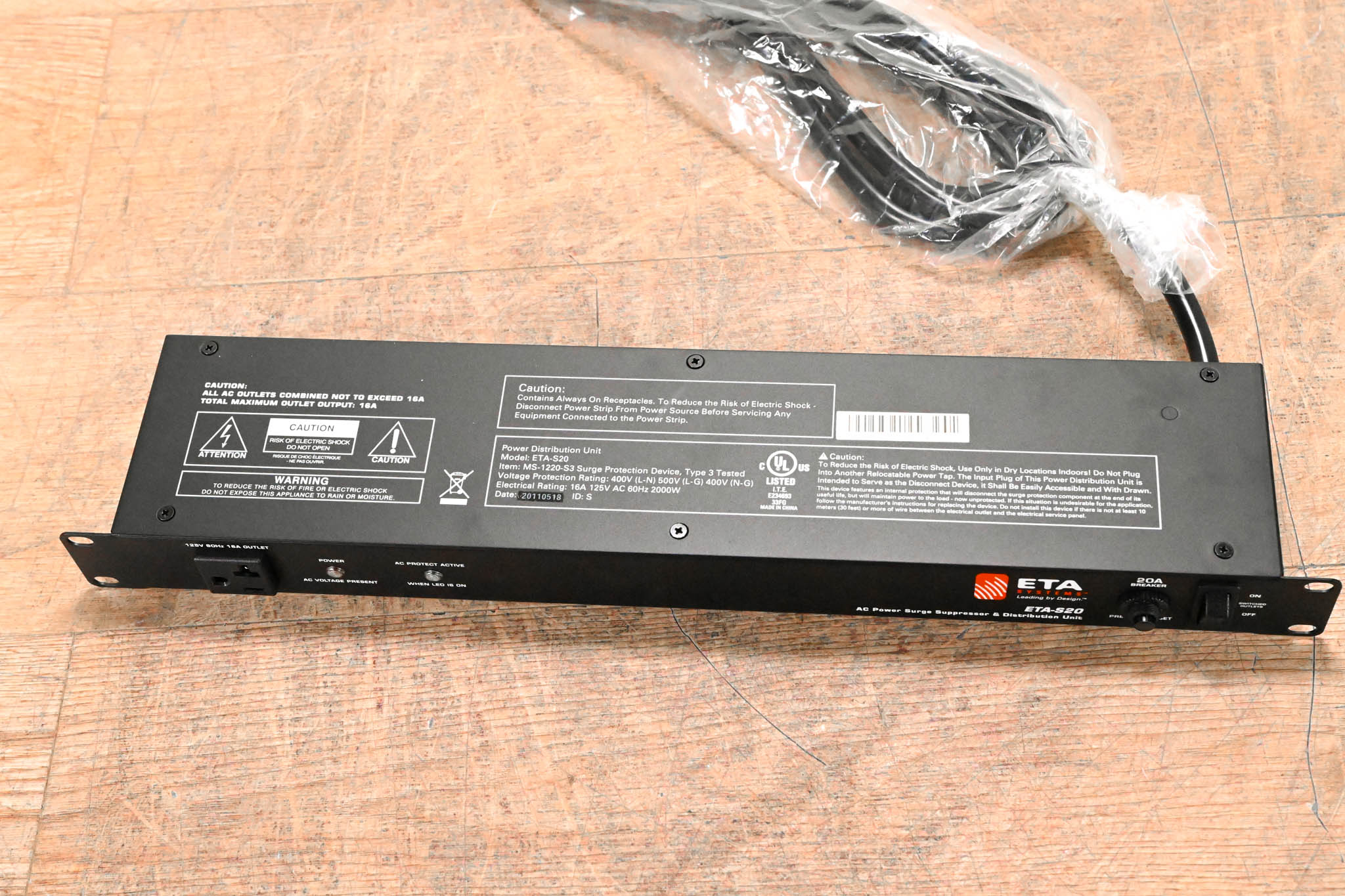 ETA Systems ETA-S20 9-Outlet 20A Power Conditioner and Distribution Unit