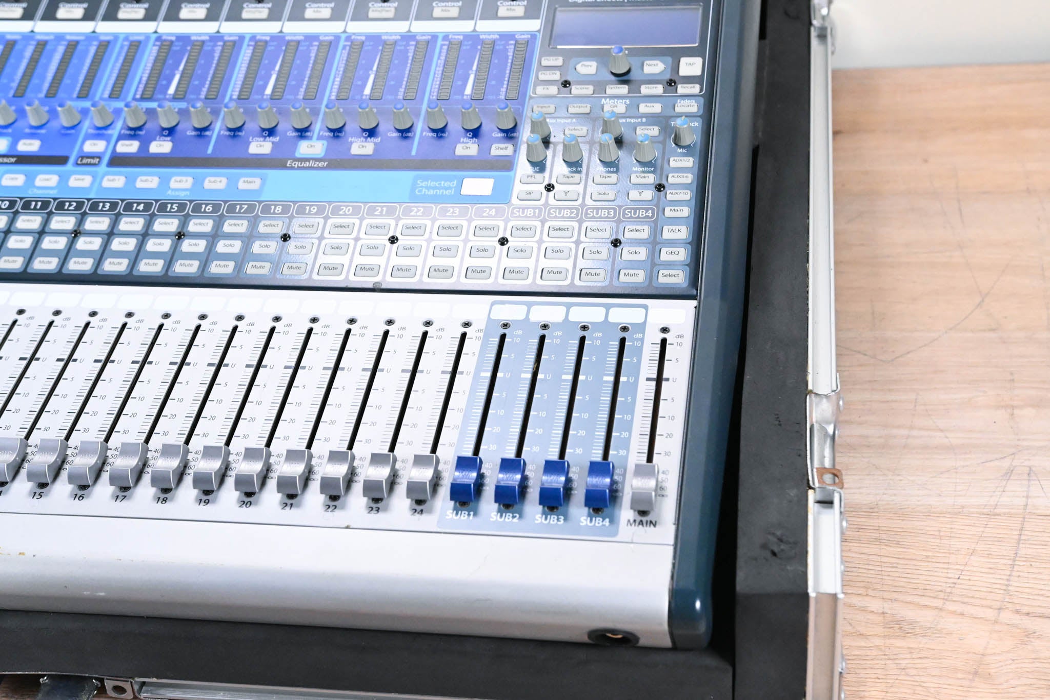 PreSonus StudioLive 24.4.2 24-Channel Digital Audio Mixer with Road Case