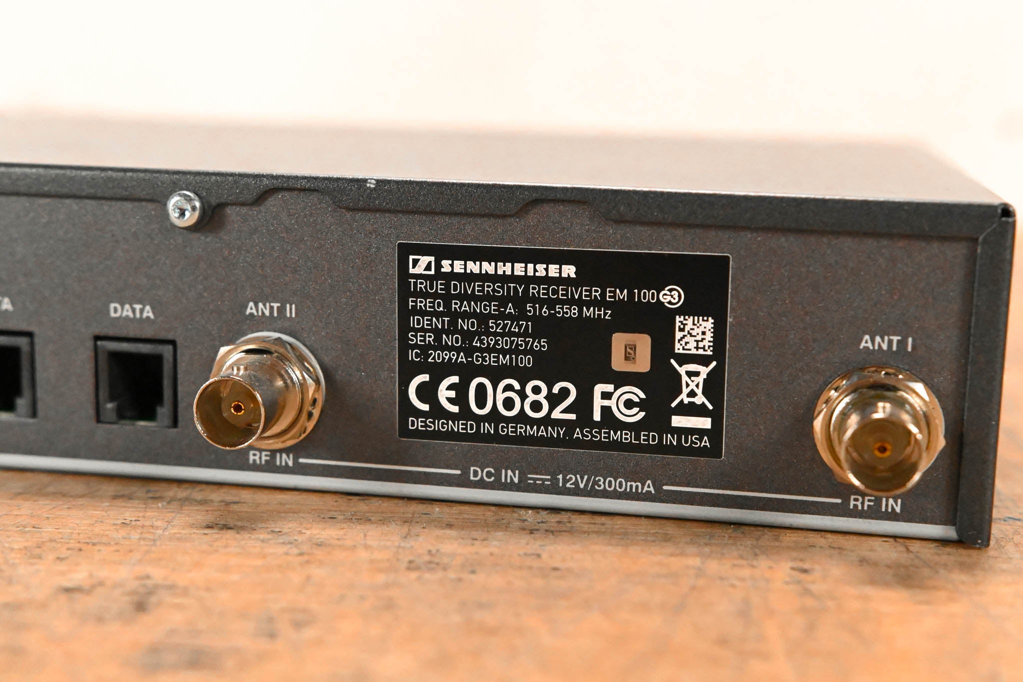 Sennheiser EM 100 G3 Wireless Receiver - A Range: 516-558 MHz
