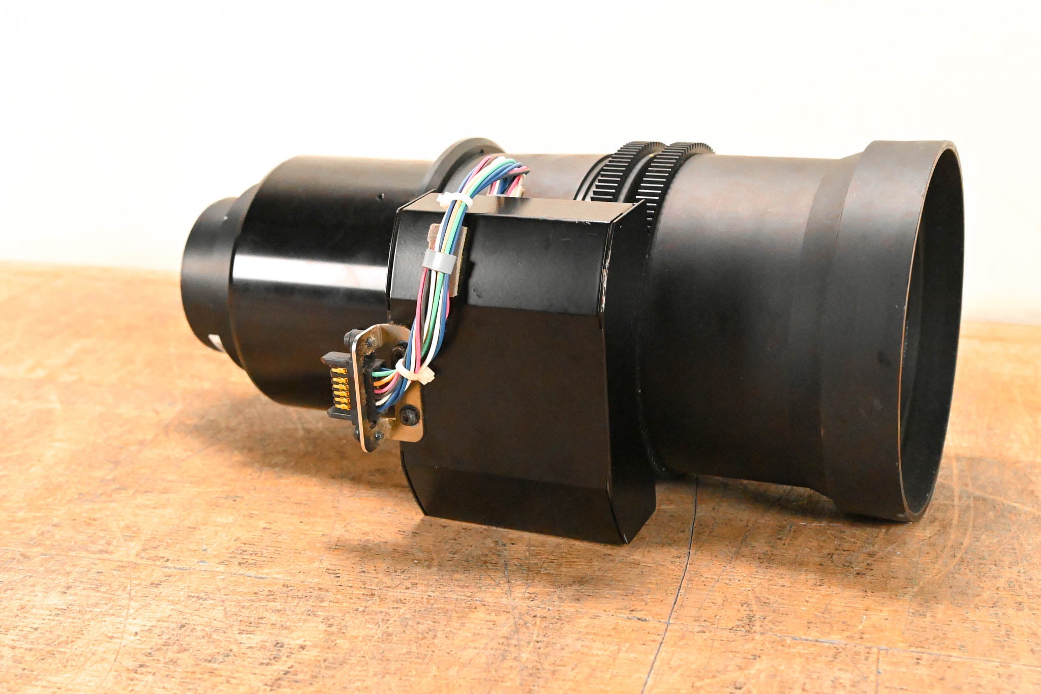 Digital Projection 105-611A SXGA+ 2-2.8:1 1080p 1.87-2.56.1 Zoom Lens