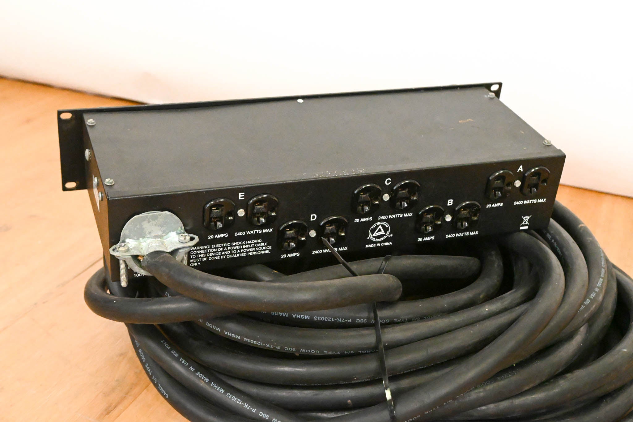 Furman ACD-100 AC Power Distribution Rack