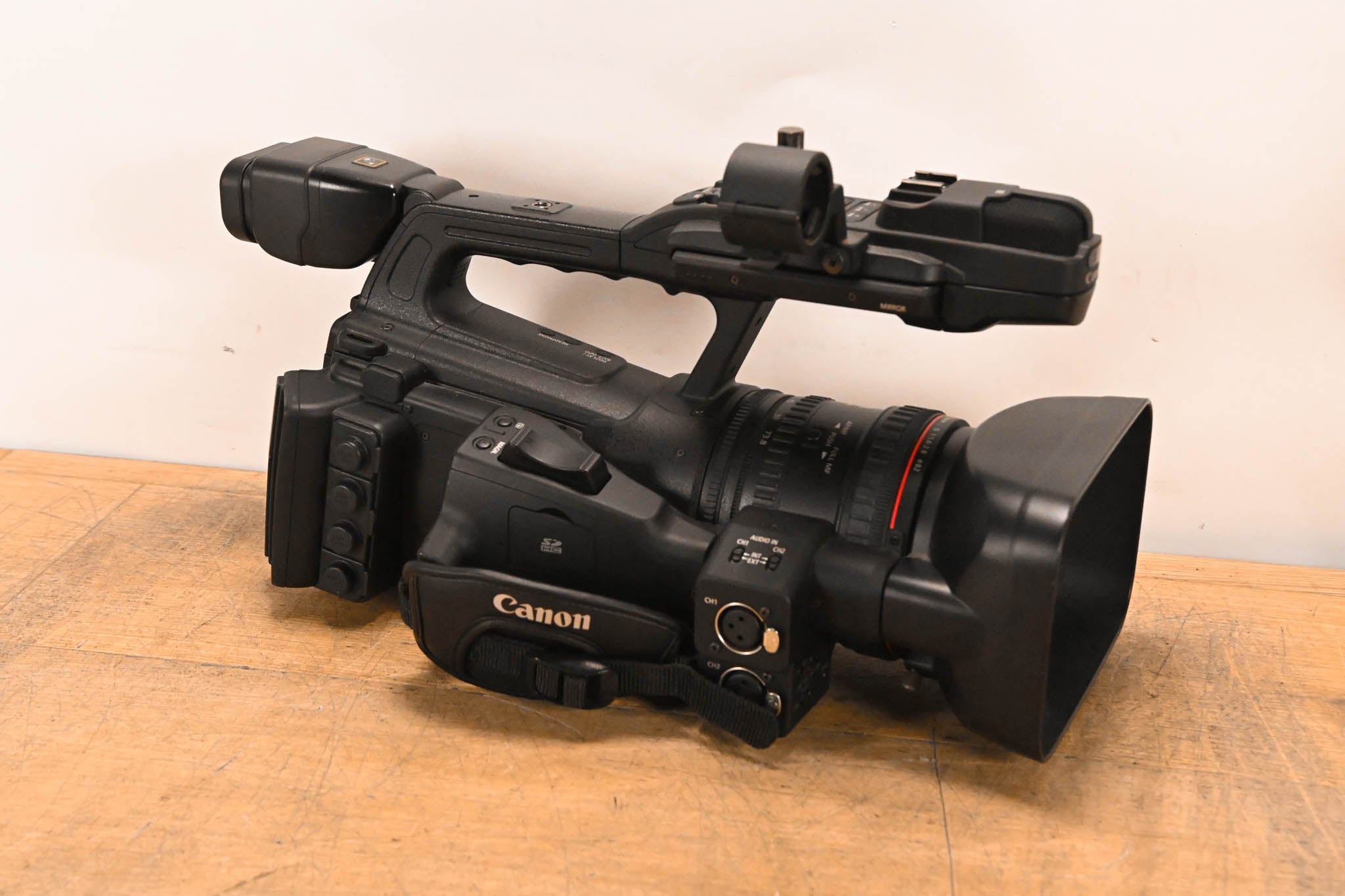 Canon XF305 Professional Camcorder