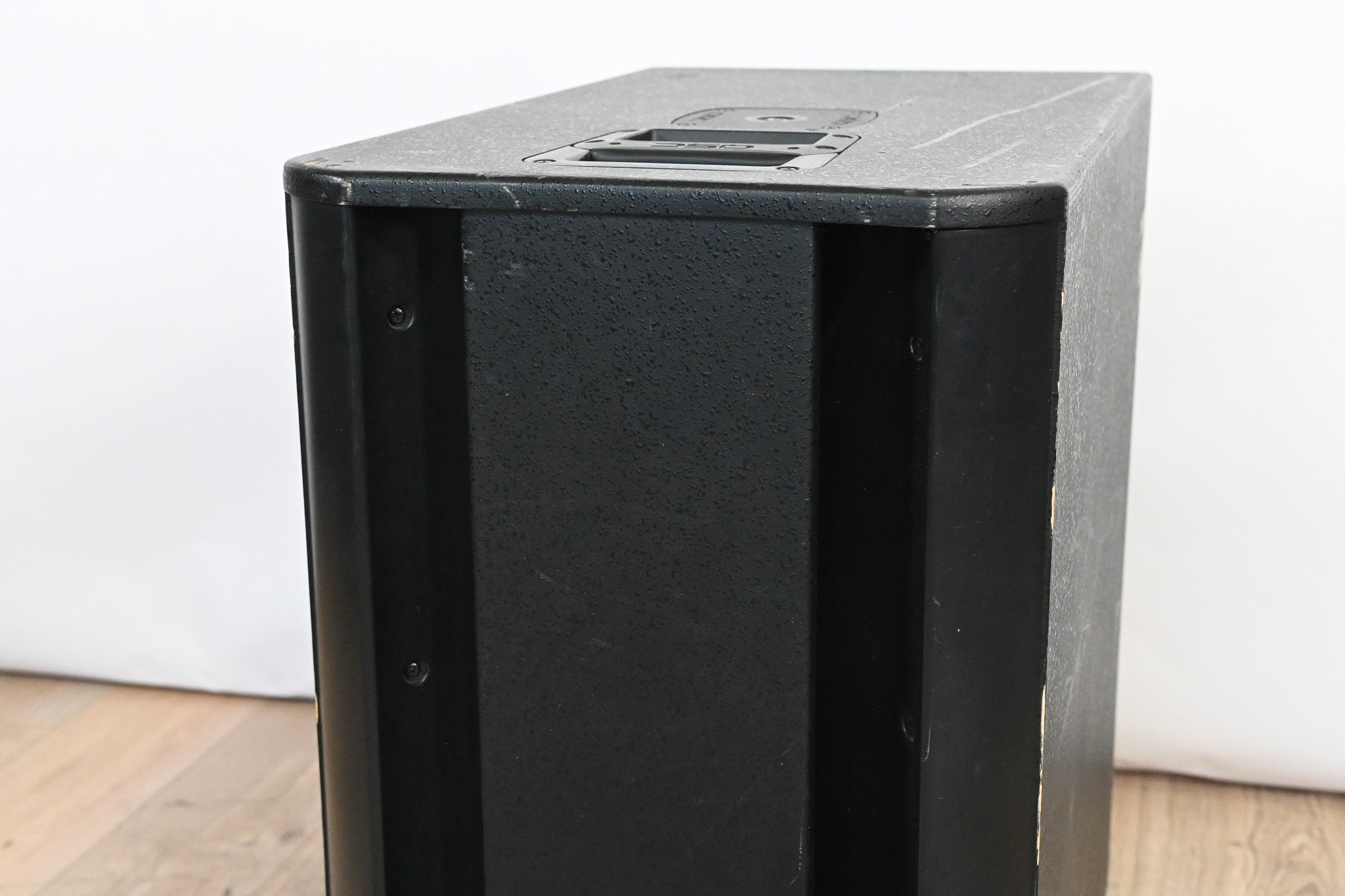 QSC KSub 1000W Dual 12" Powered Subwoofer