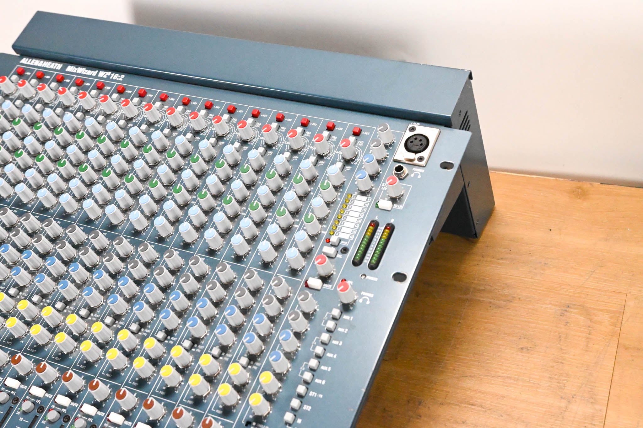 Allen & Heath MixWizard WZ3 16:2 16-Channel Analog Mixer