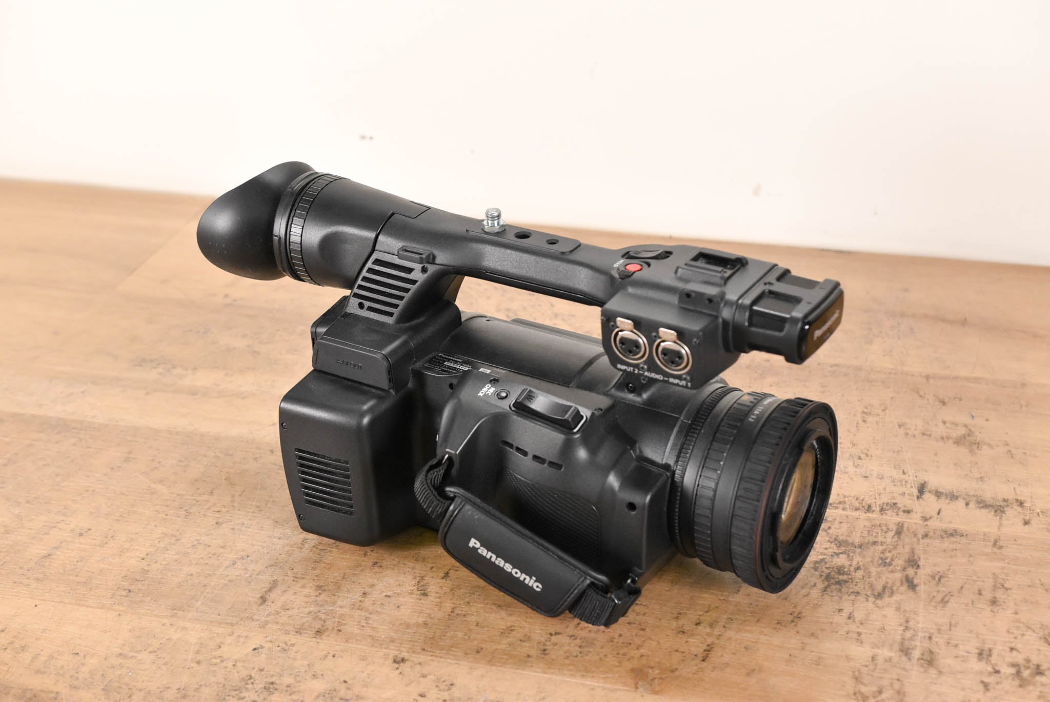 Panasonic AG-AC160A AVCCAM HD Handheld Camcorder CG00X6K