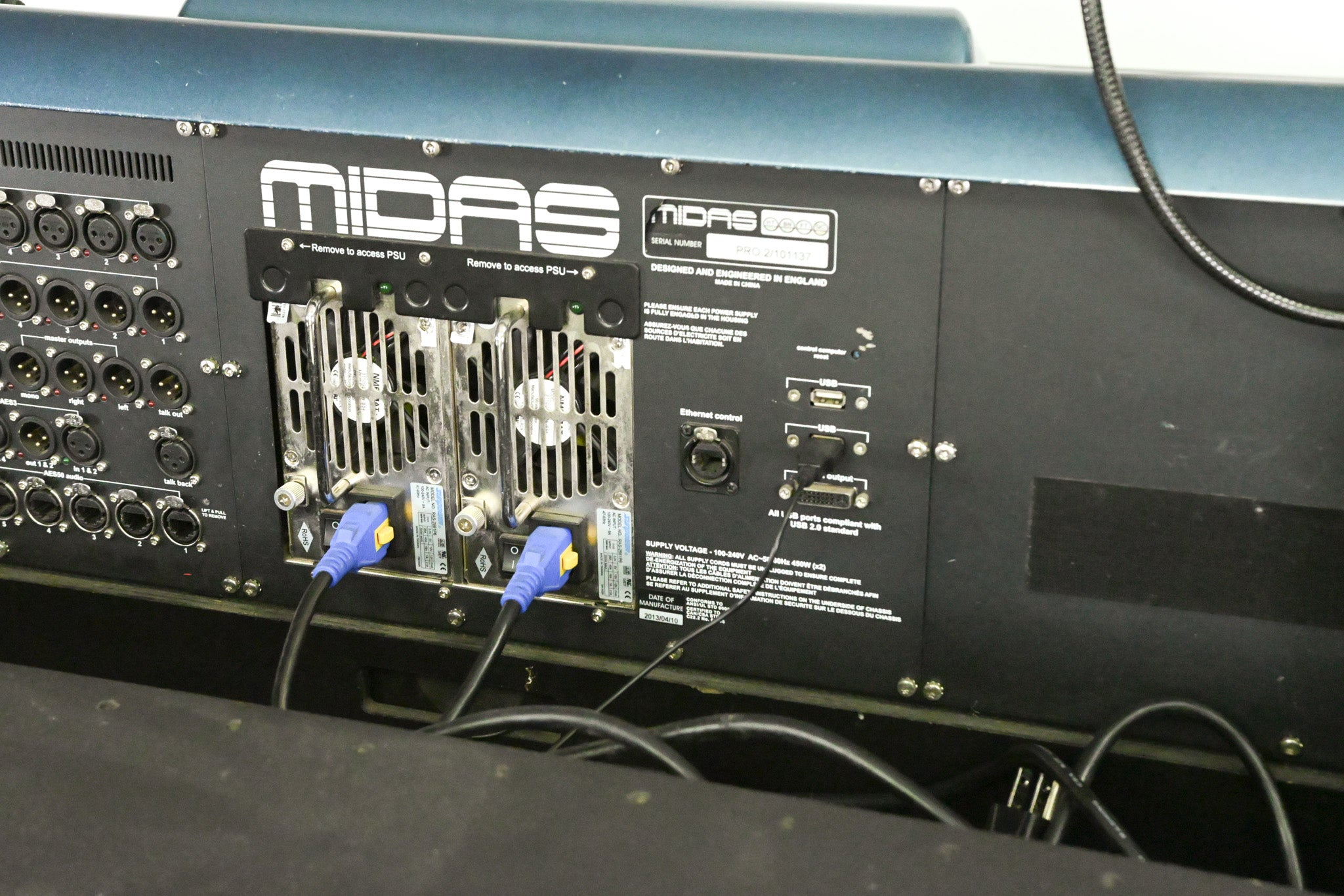 Midas PRO2 Live Digital Audio Mixing Console with Flight Case