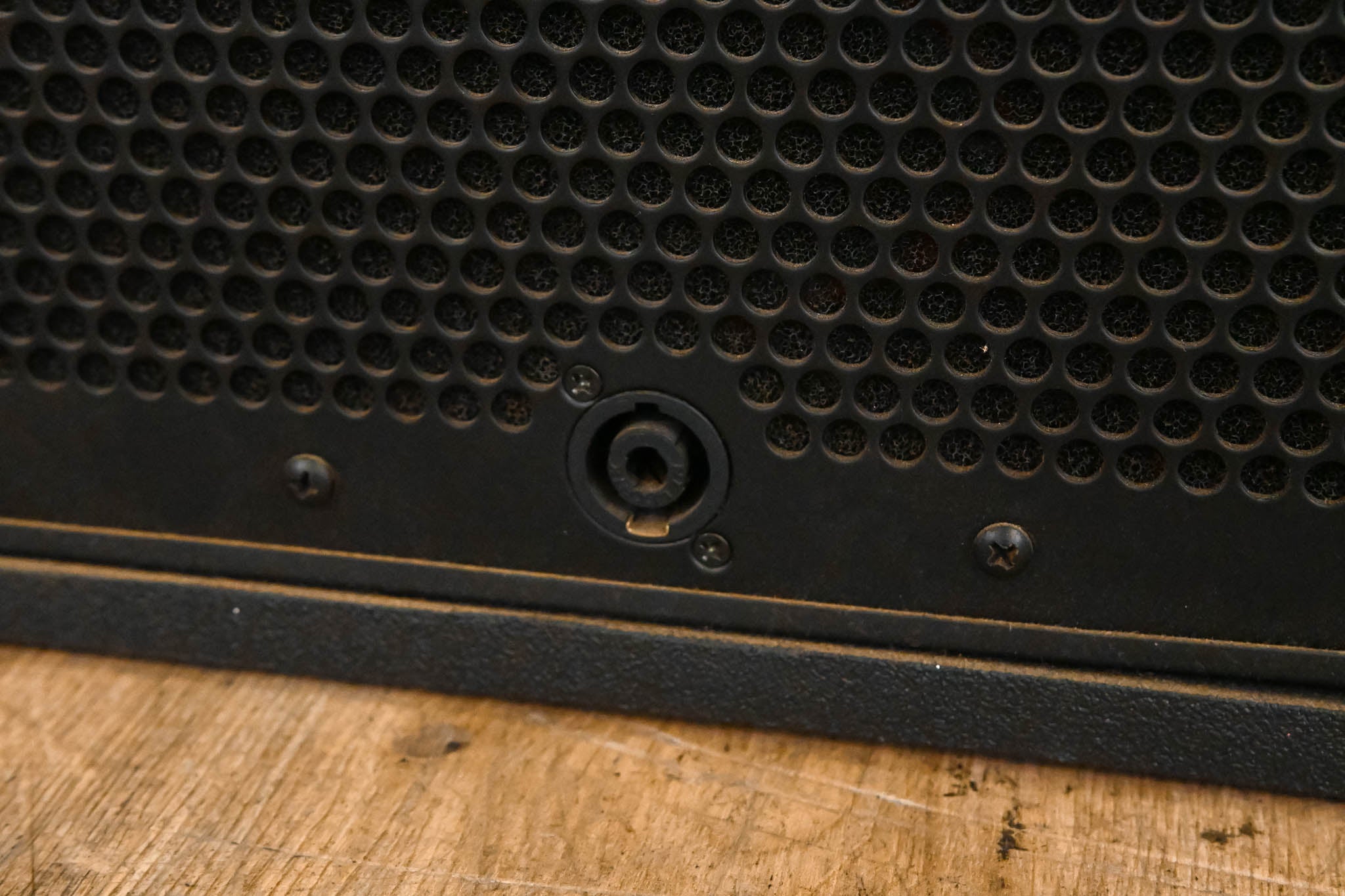 JBL VT4883 Subcompact Dual 12" Cardioid-Arrayable Subwoofer