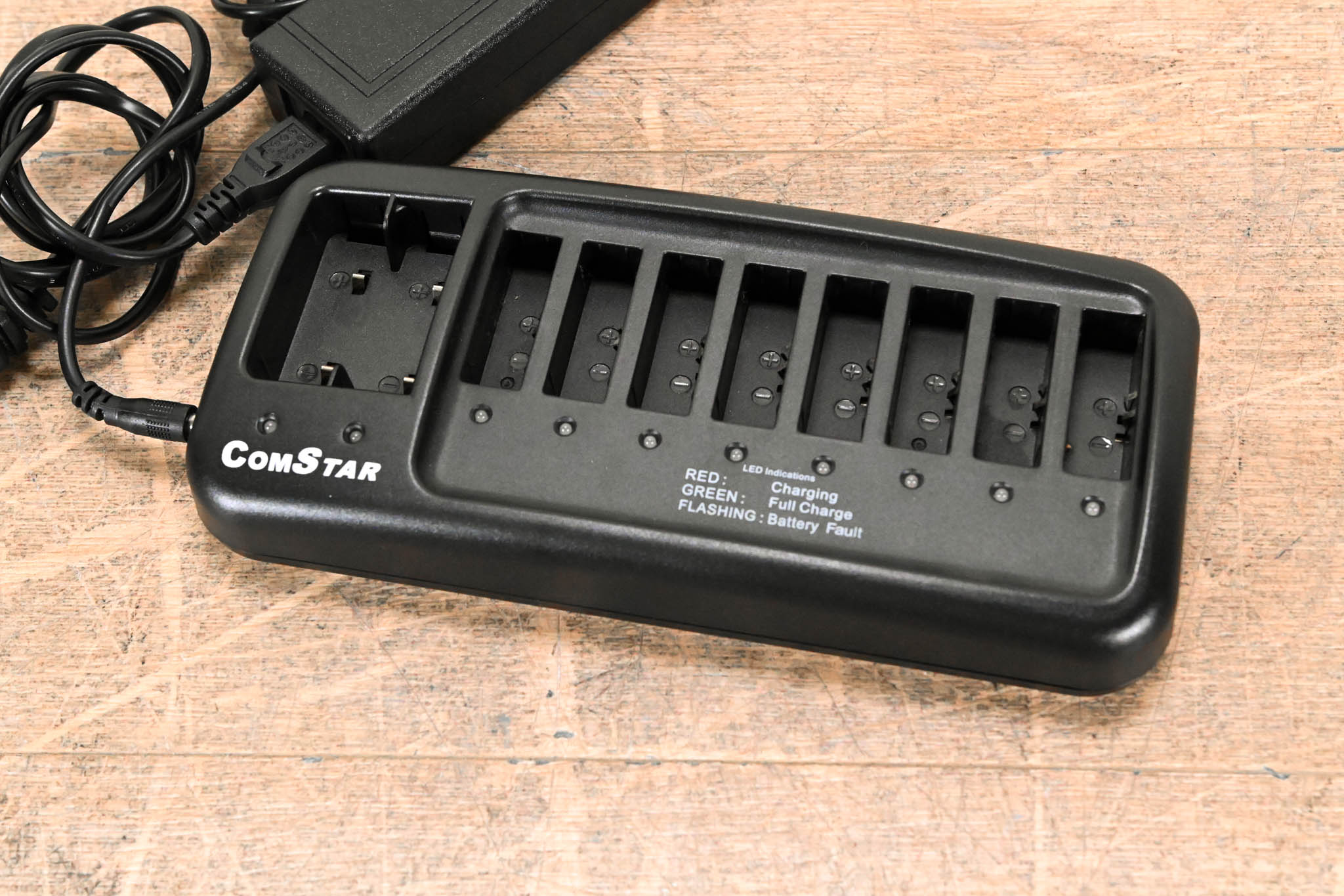 Eartec CH-CS28P COMSTAR Multi-Port Desktop Charger